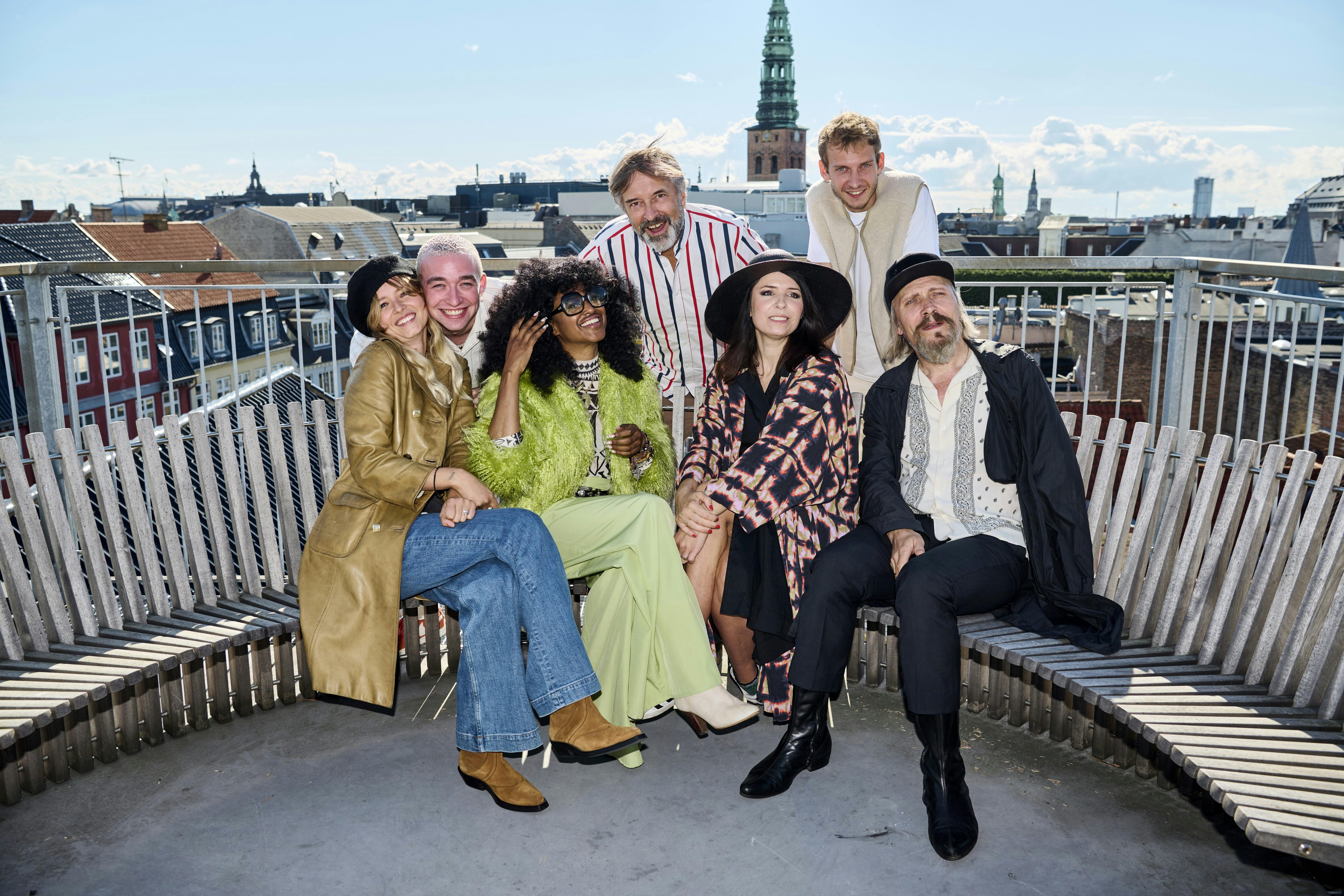 Sikeuma, Maximillian, Iris Gold, Martin Brygmann, Kira Skov Nicklas Sahl og Steen Jørgensen