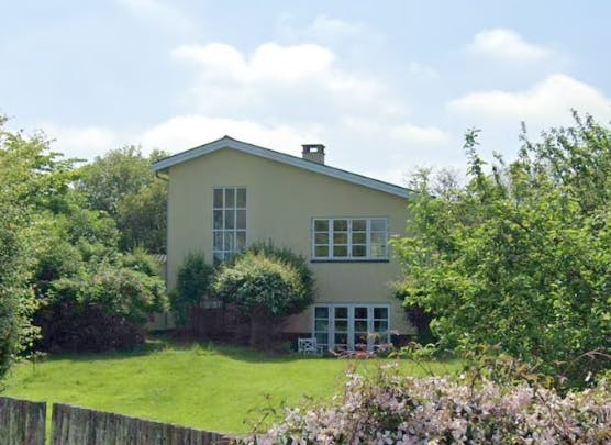 Efter otte måneder lykkedes det omsider Nicolai Seebach at sælge dette sommerhus.