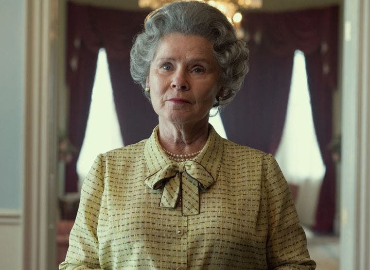 Imelda Staunton overtager Olivia Colemans rolle som dronning Elizabeth i den femte og sjette sæson af "The Crown".&nbsp;
