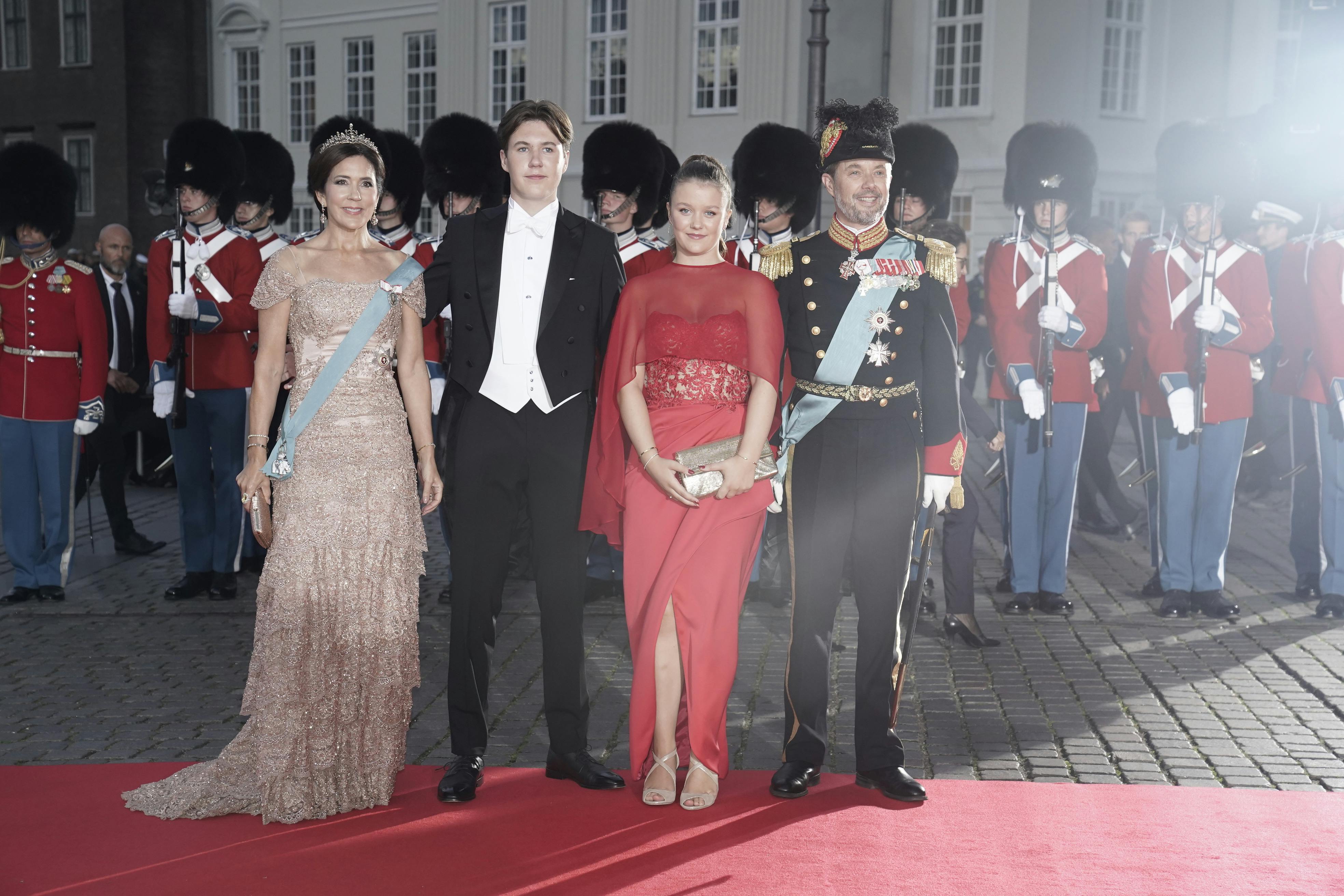 Kronprinsparret med prins Christian og prinsesse Isabella.