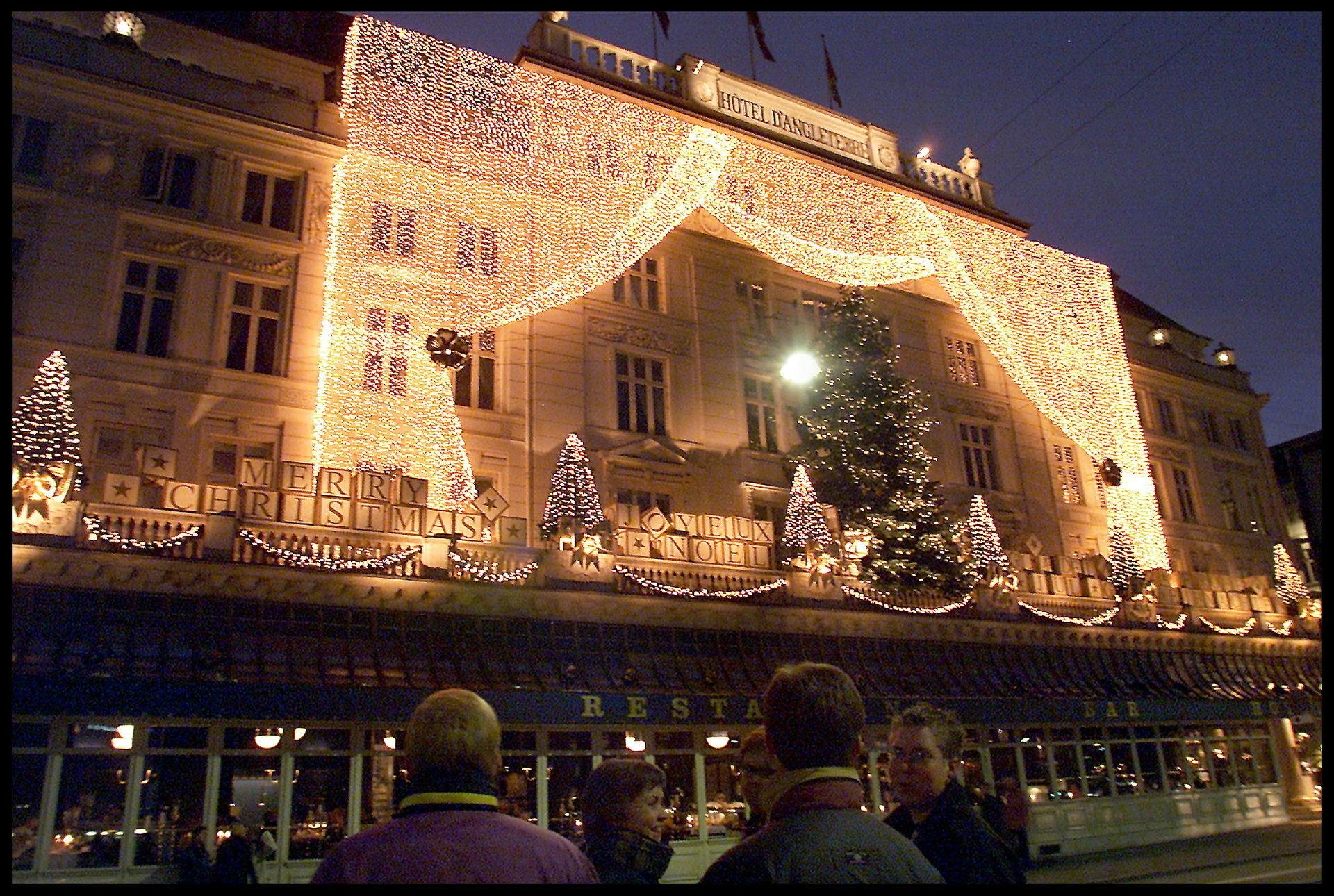 Der bliver ingen julebelysning på d'Angleterres facade i år.