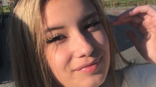 Både familie, politi og sociale myndigheder er nu så bekymrede for Cilias ve og vel, at hun er efterlyst hos politiet. 