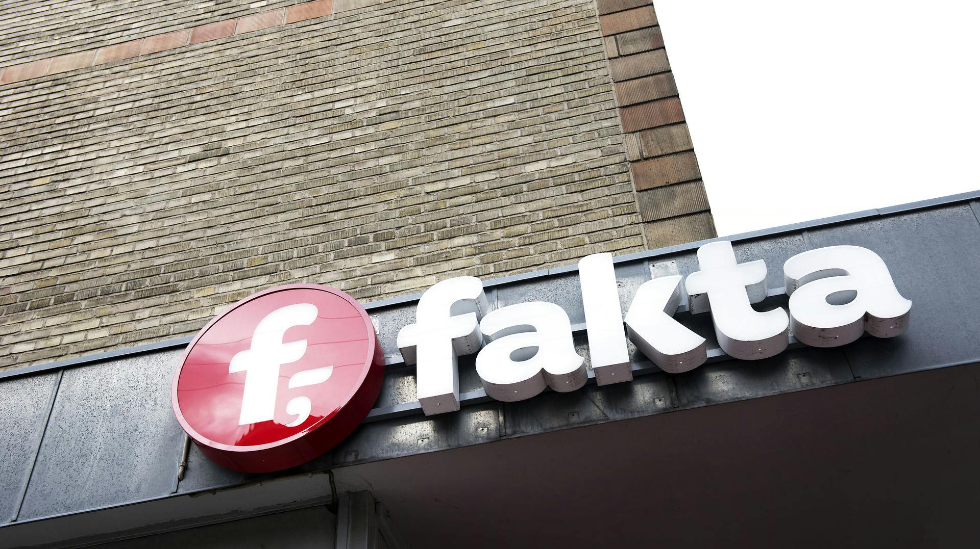 Farvel til Fakta. Fra næste år er det slut med at handle i discountkædens butikker.