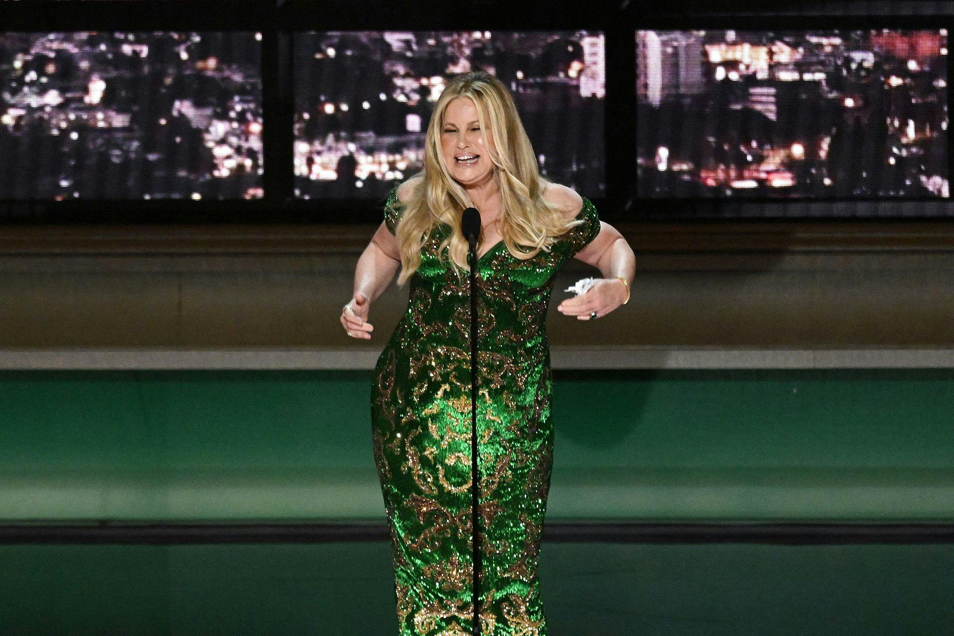 Jennifer Coolidge stjal i den grad showet til nattens Emmy-uddeling.