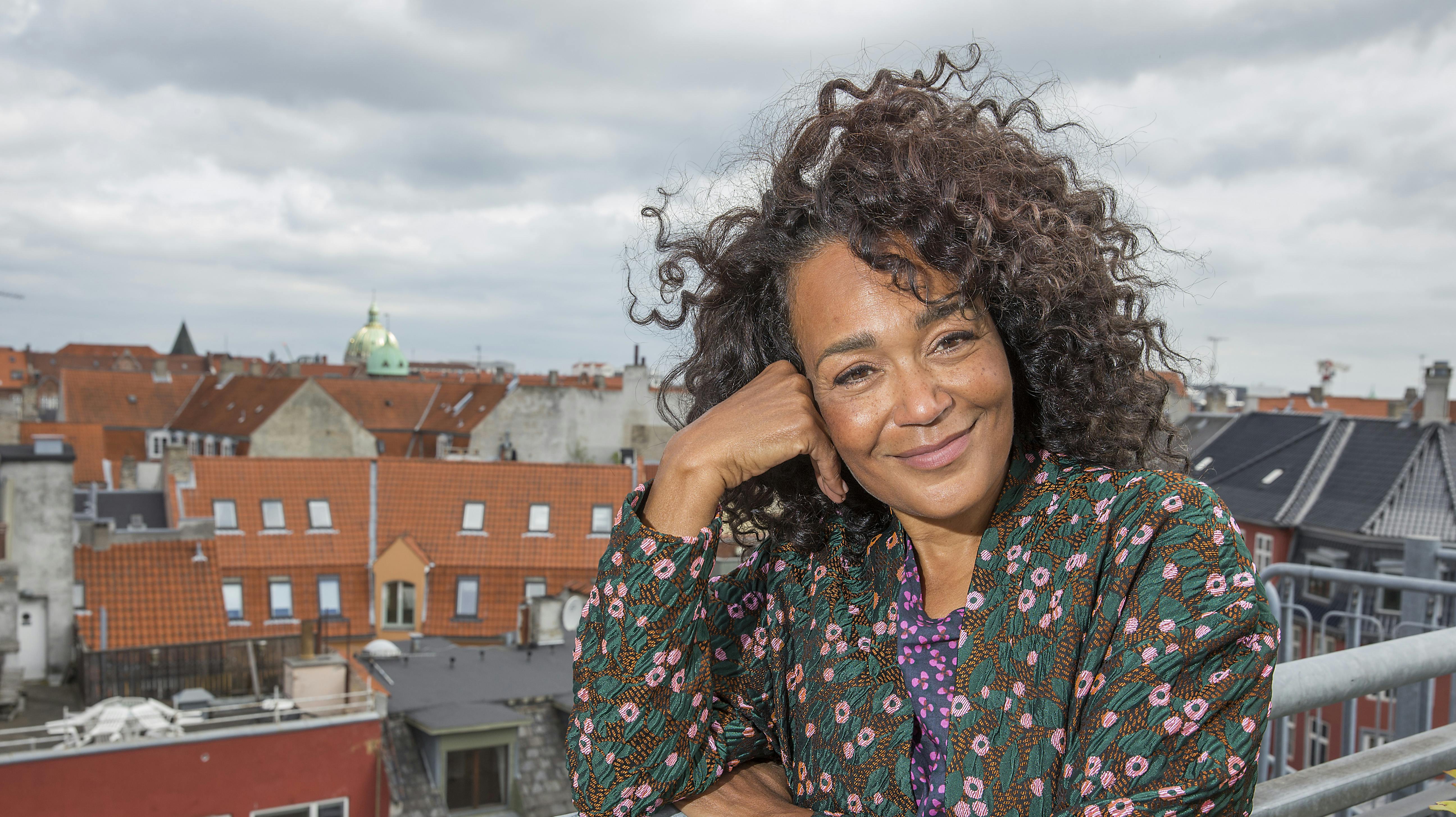 Caroline Henderson håber nok, at der snart er endnu mere grund til at smile.