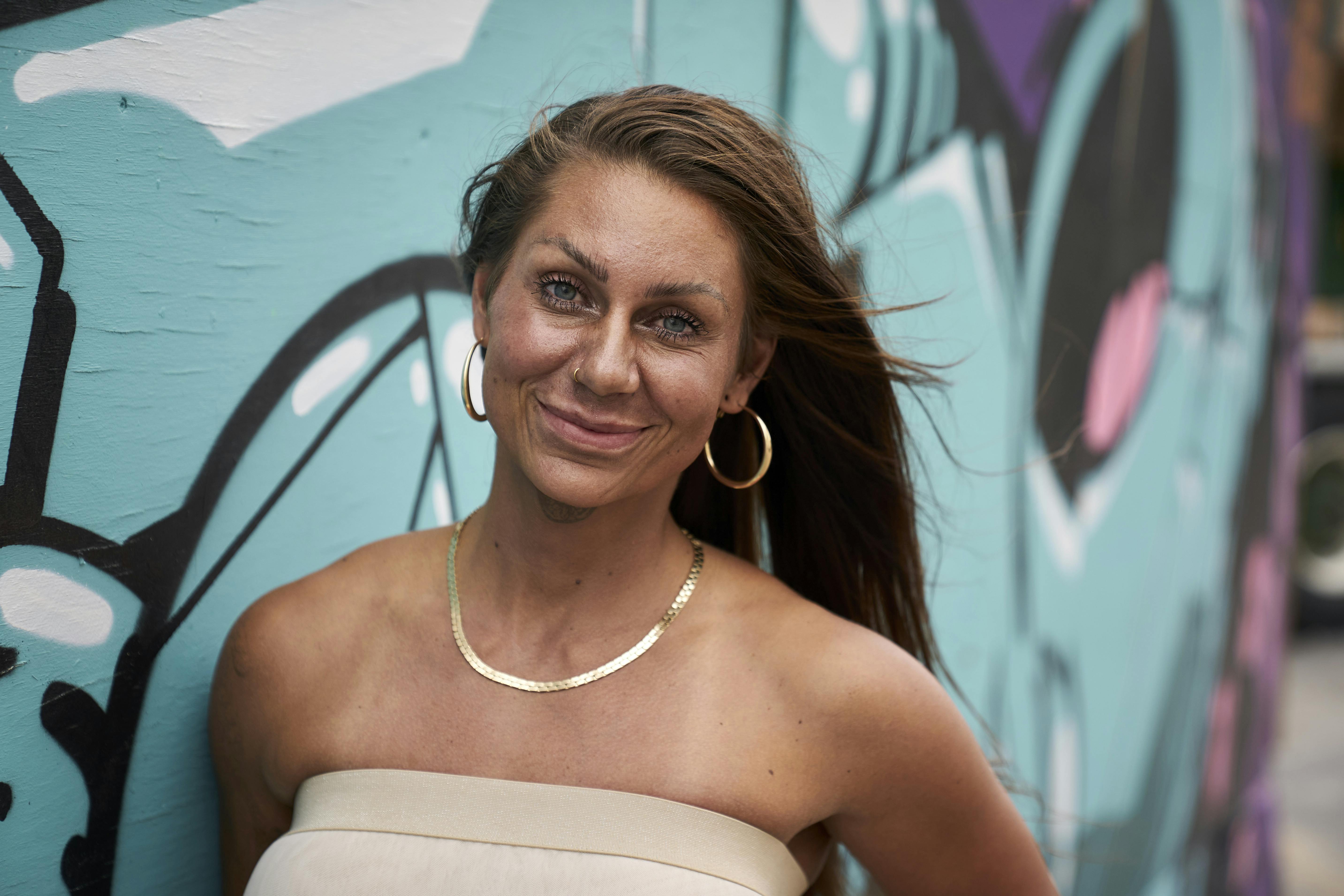 Den nyudlækkede "Robinson Ekspeditionen"-deltager fortæller åbent og ærligt om sin mørke fortid.