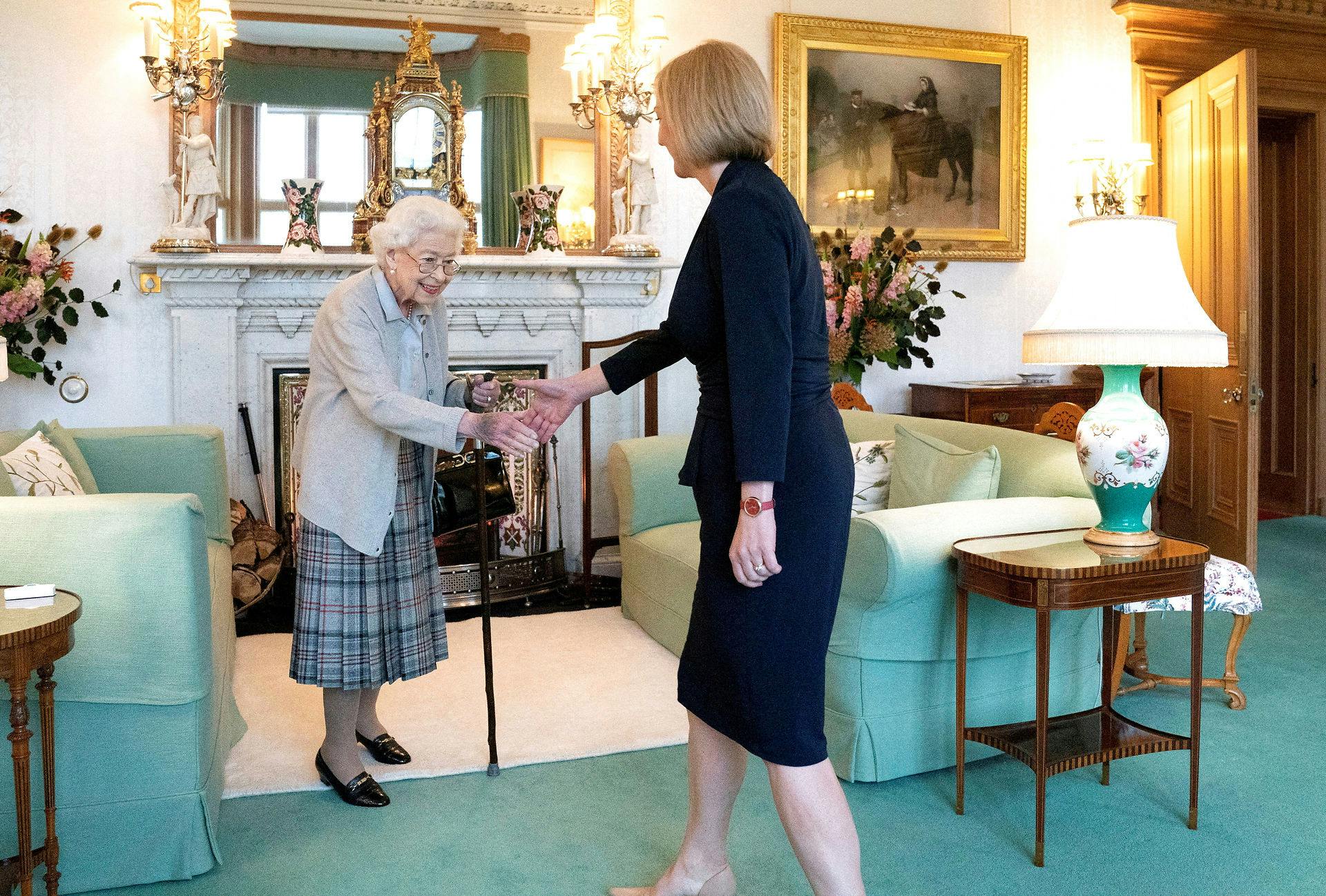 Det sidste billede af dronning Elizabeth blev taget to dage før hendes død, da hun mødte landets nye premiereminister Liz Truss.