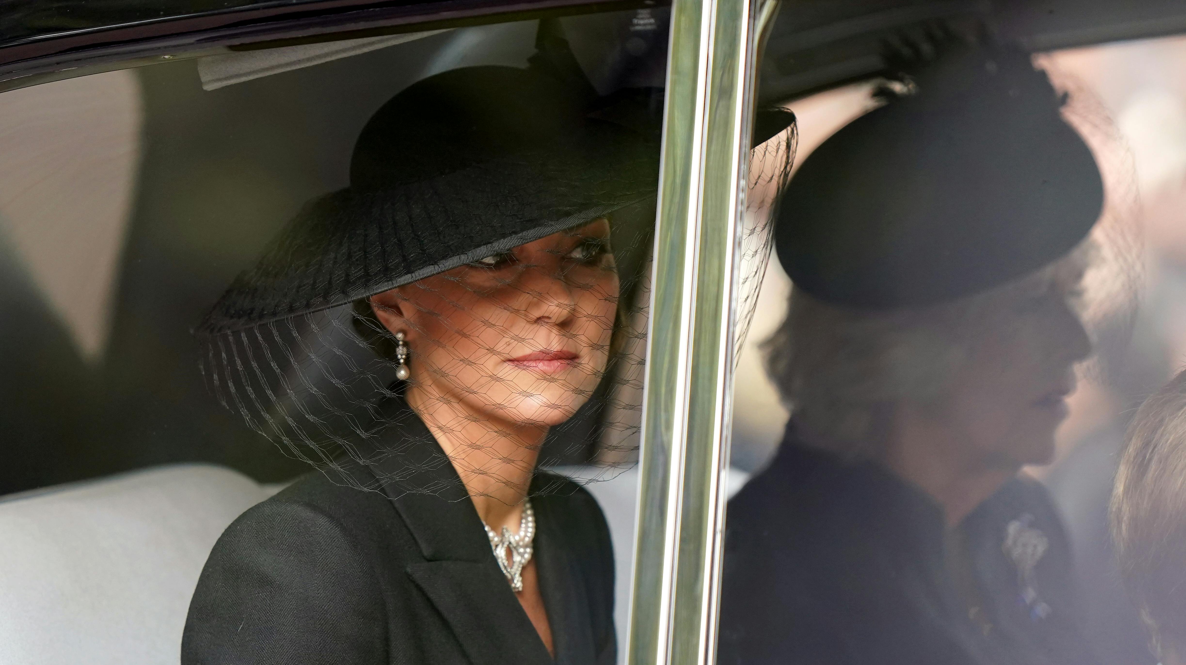 Prinsessen af Wales ankommer her til Westminster Abbey forud for begravelsen af dronning Elizabeth. nbsp;