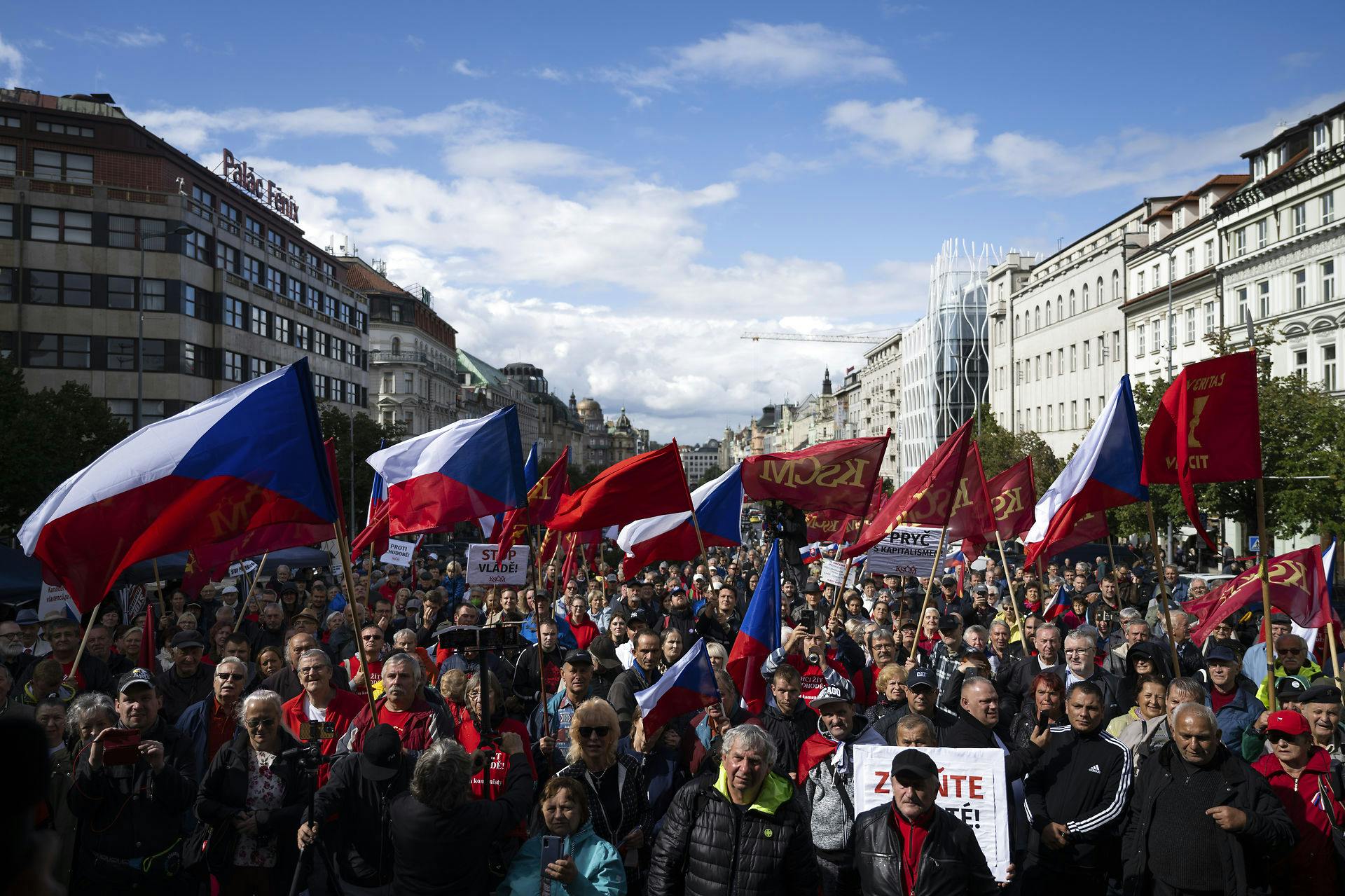 Tjekkiet har været ramt af voldsomme folkelige protester mod de stigende energipriser.
