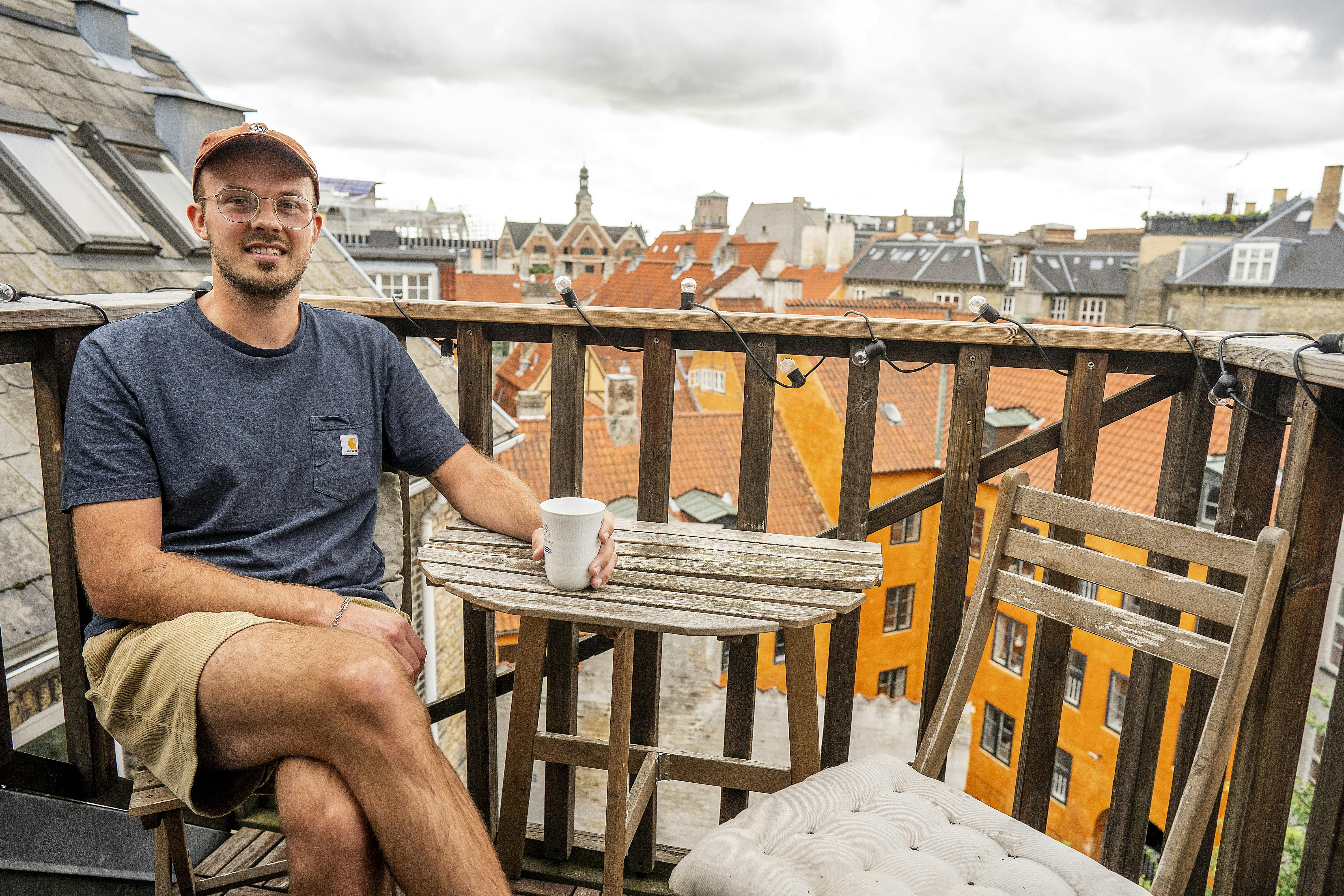 “Gift ved første blik”-stjernen har fra sin altan udsigt over Københavns indre by.