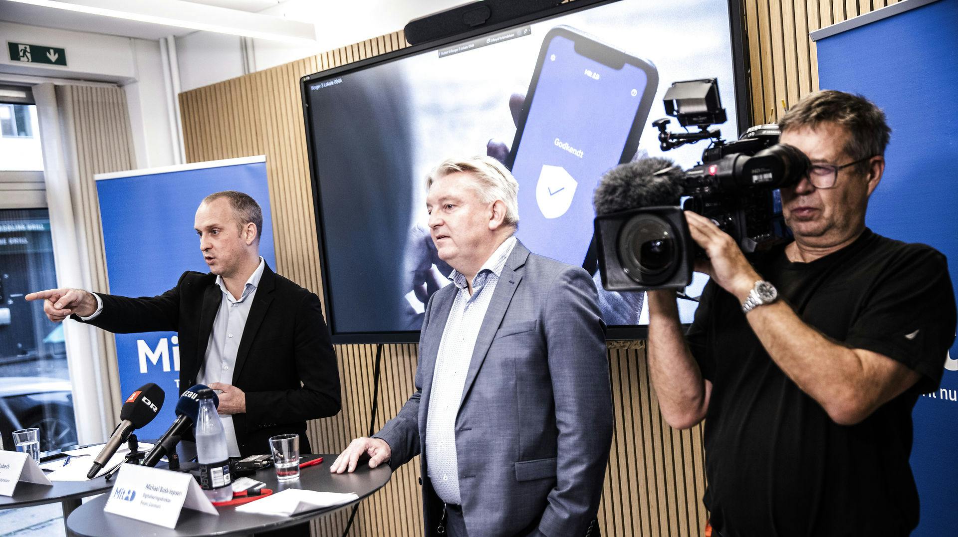 Det lød flot, da MitID blev præsenteret sidste efterår. Men vanen tro for store it-projekter er det endt i et kaos, der nu rammer samfundets digitalt svageste hårdt.