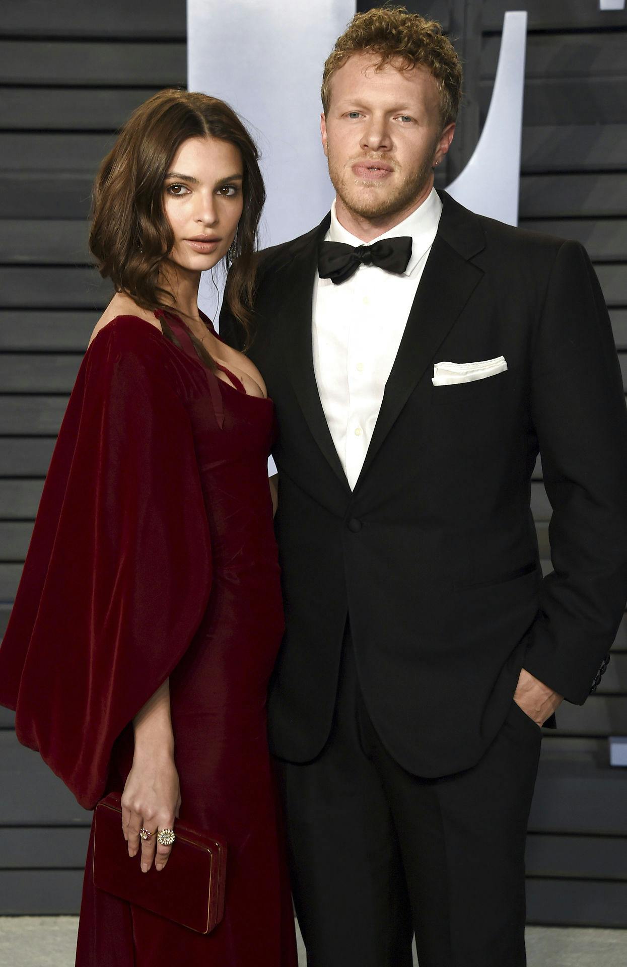 Emily Ratajkowski og Sebastian Bear-McClard blev gift i 2018 få uger, efter de blev kærester.
