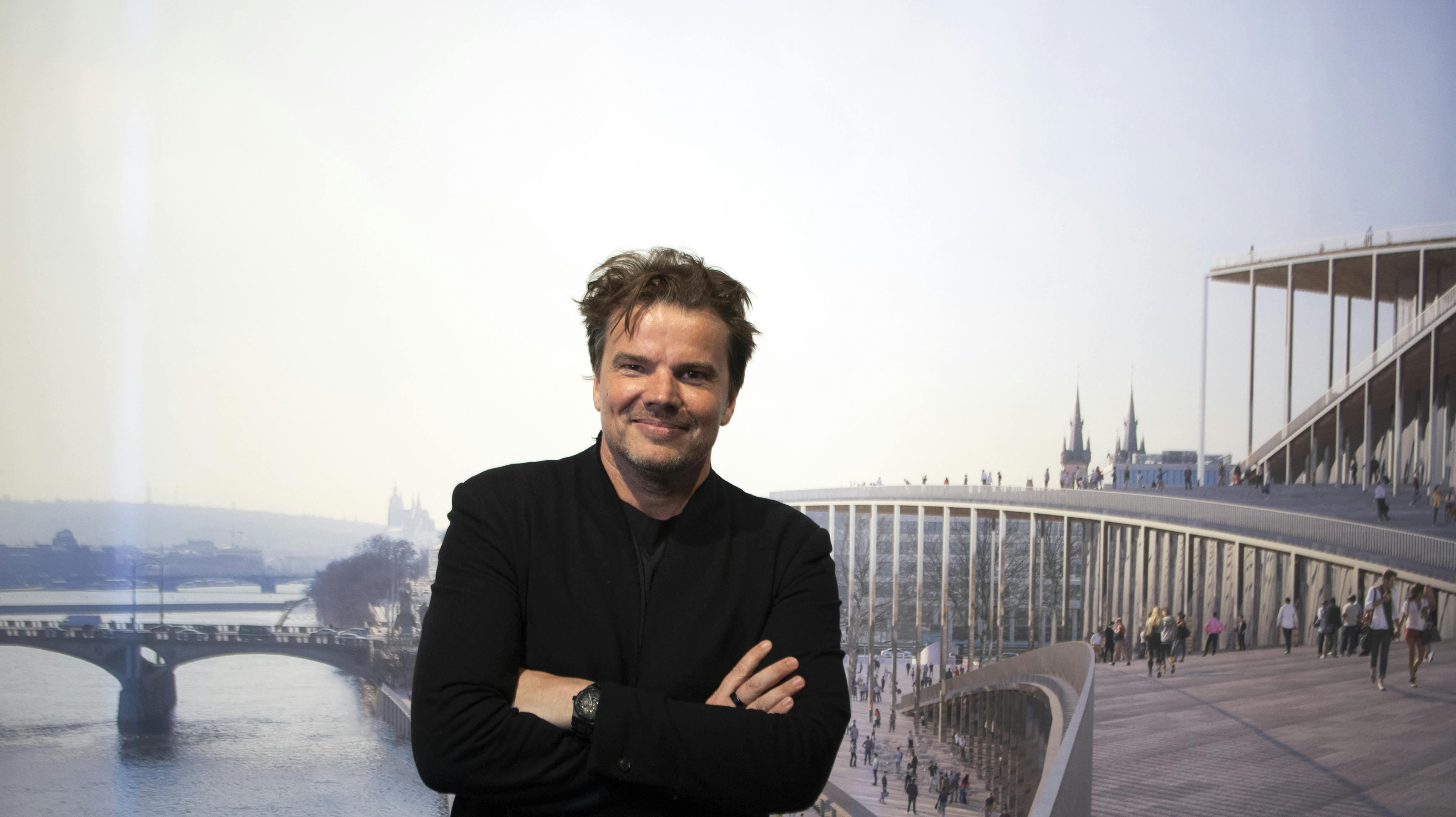 Bjarke Ingels har købt en lækker strandvejsvilla til 32 millioner kroner.