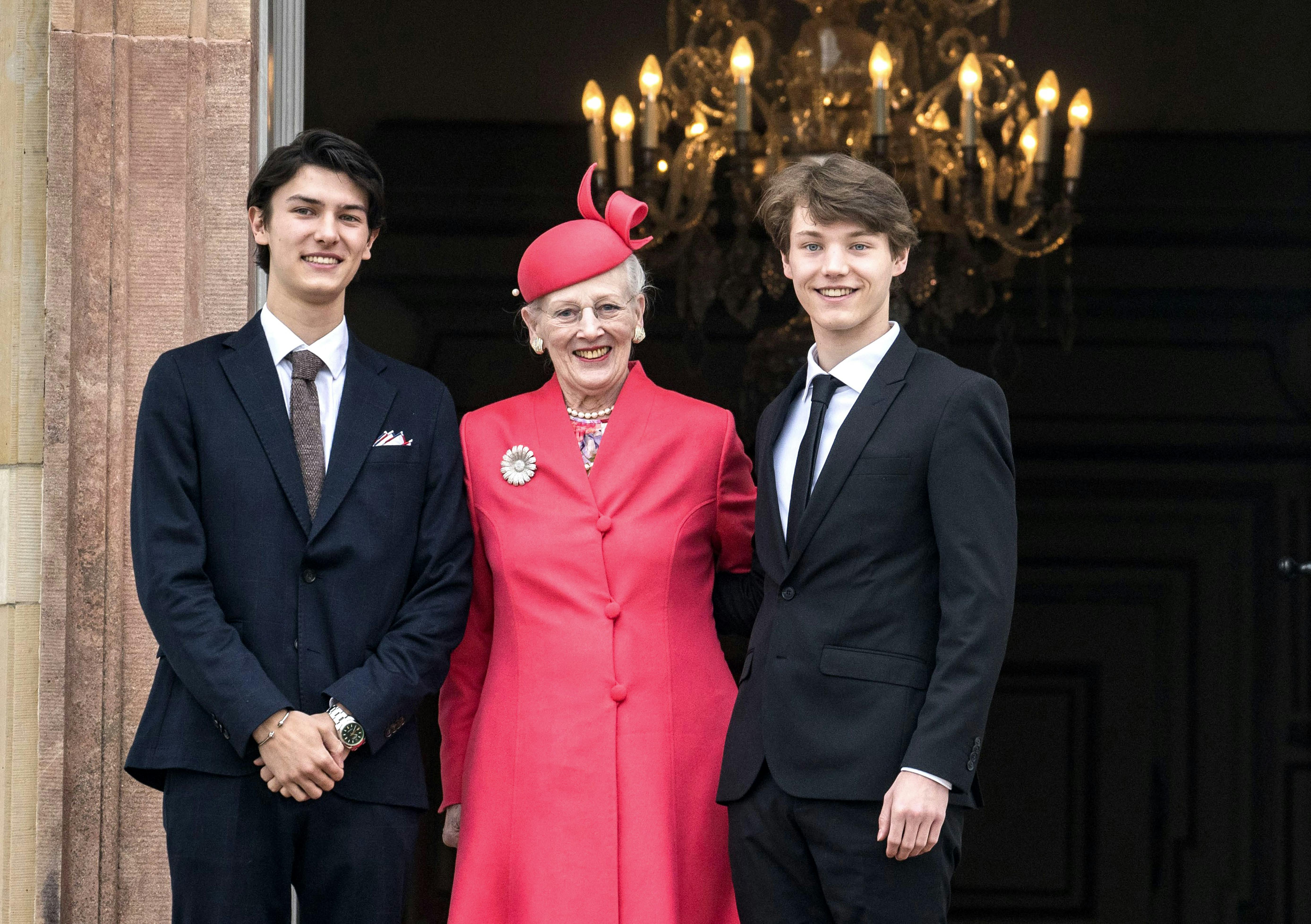 Prins Felix og prins Nikolai er i chok over dronningens udmelding. 