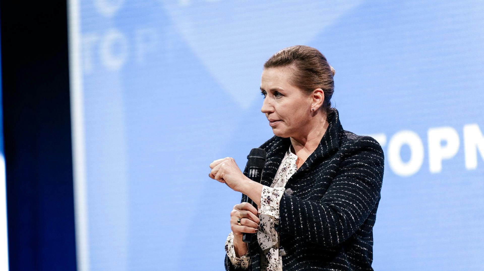 Der skal ansættes endnu flere i den offentlige sektor, mener Mette Frederiksen (S).