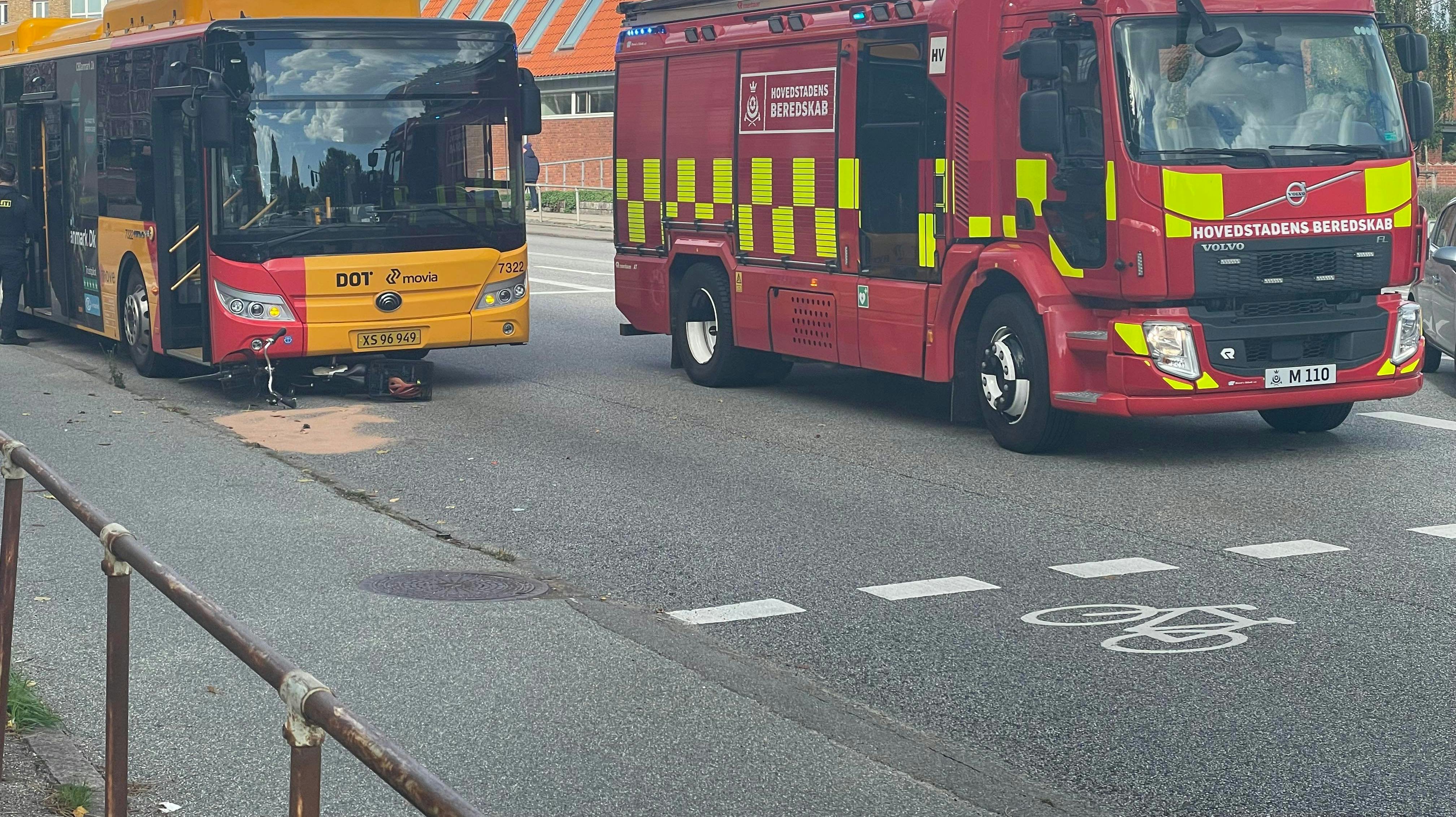 En ældre kvinde har mistet livet søndag ved Hvidovre.