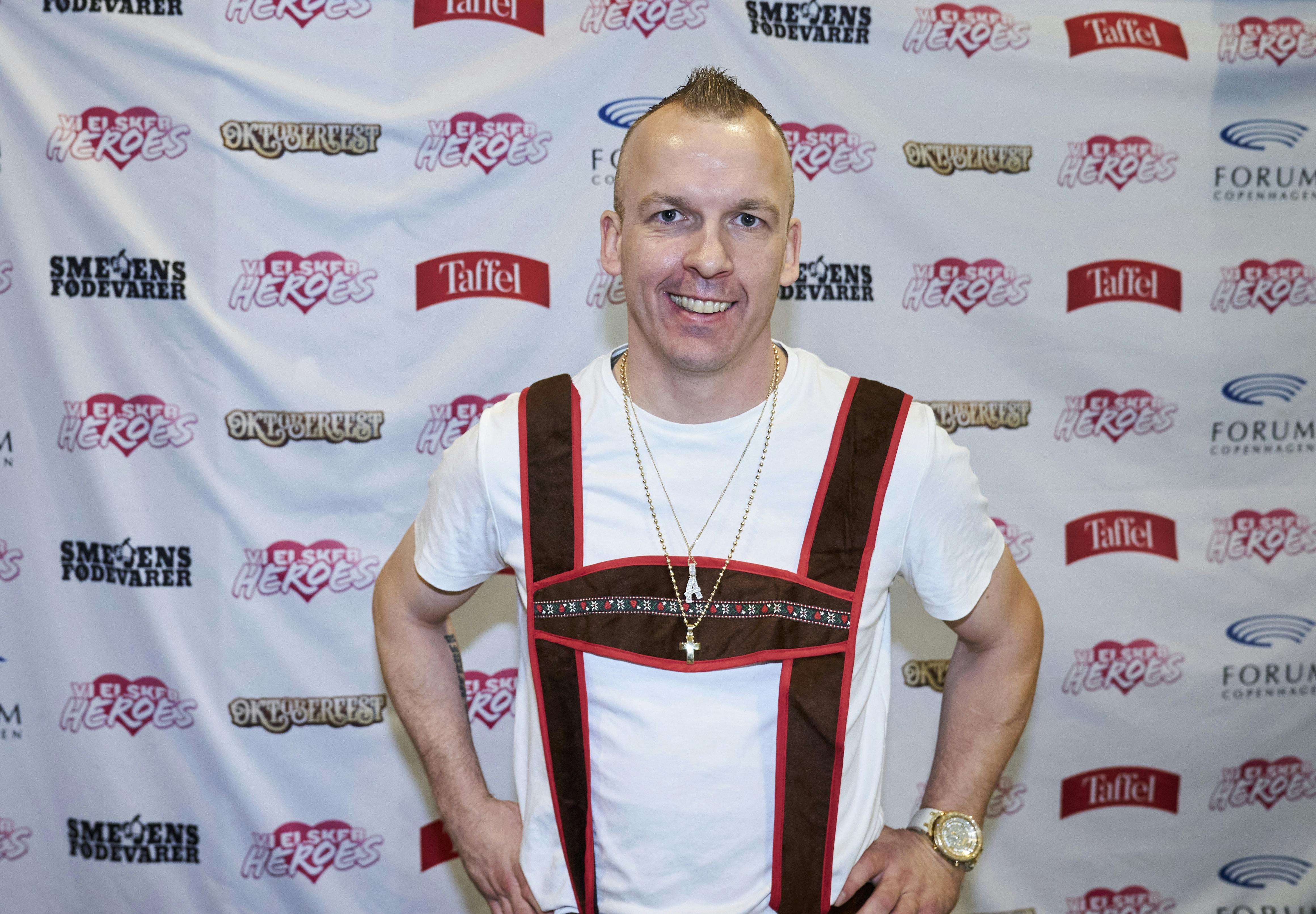 Kevin var klædt på til Oktoberfest og store fadøl.