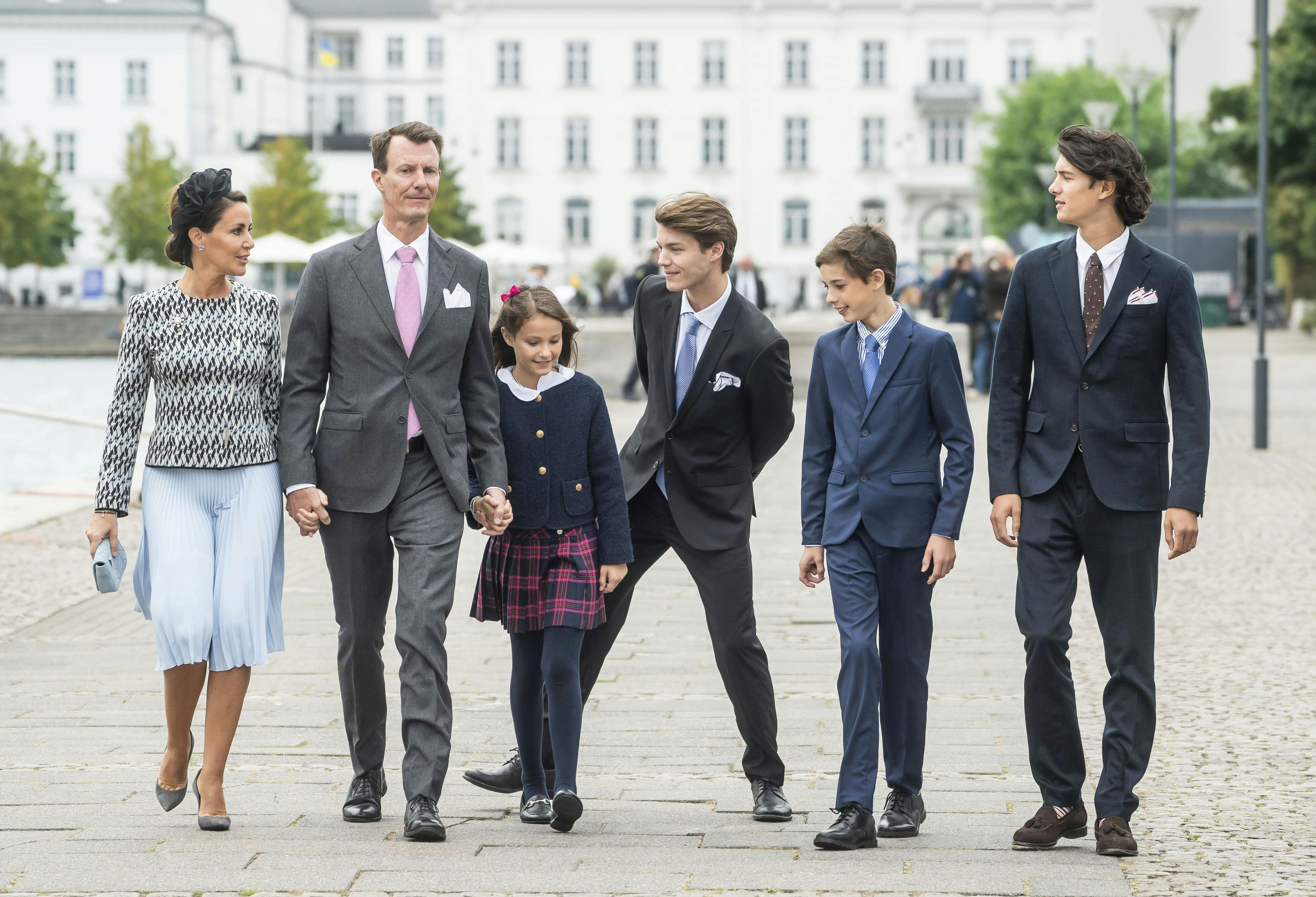 Prinsesse Marie, prins Joachim, prinsesse Athena, prins Felix, prins Henrik og prins Nikolai