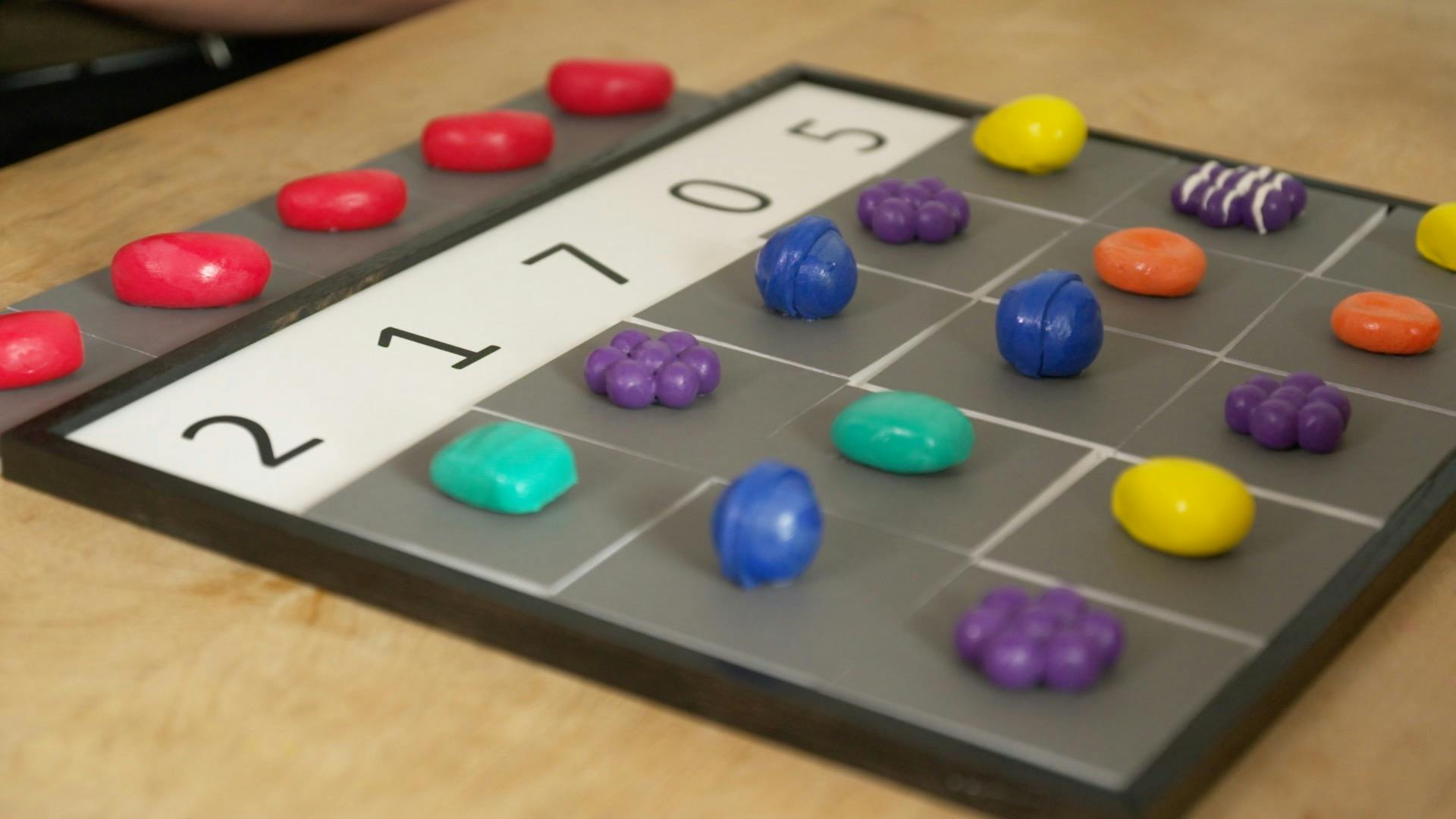Candy Crush er sjovt, men om det er 21.705 kroners sjovt mener eksperterne ikke.