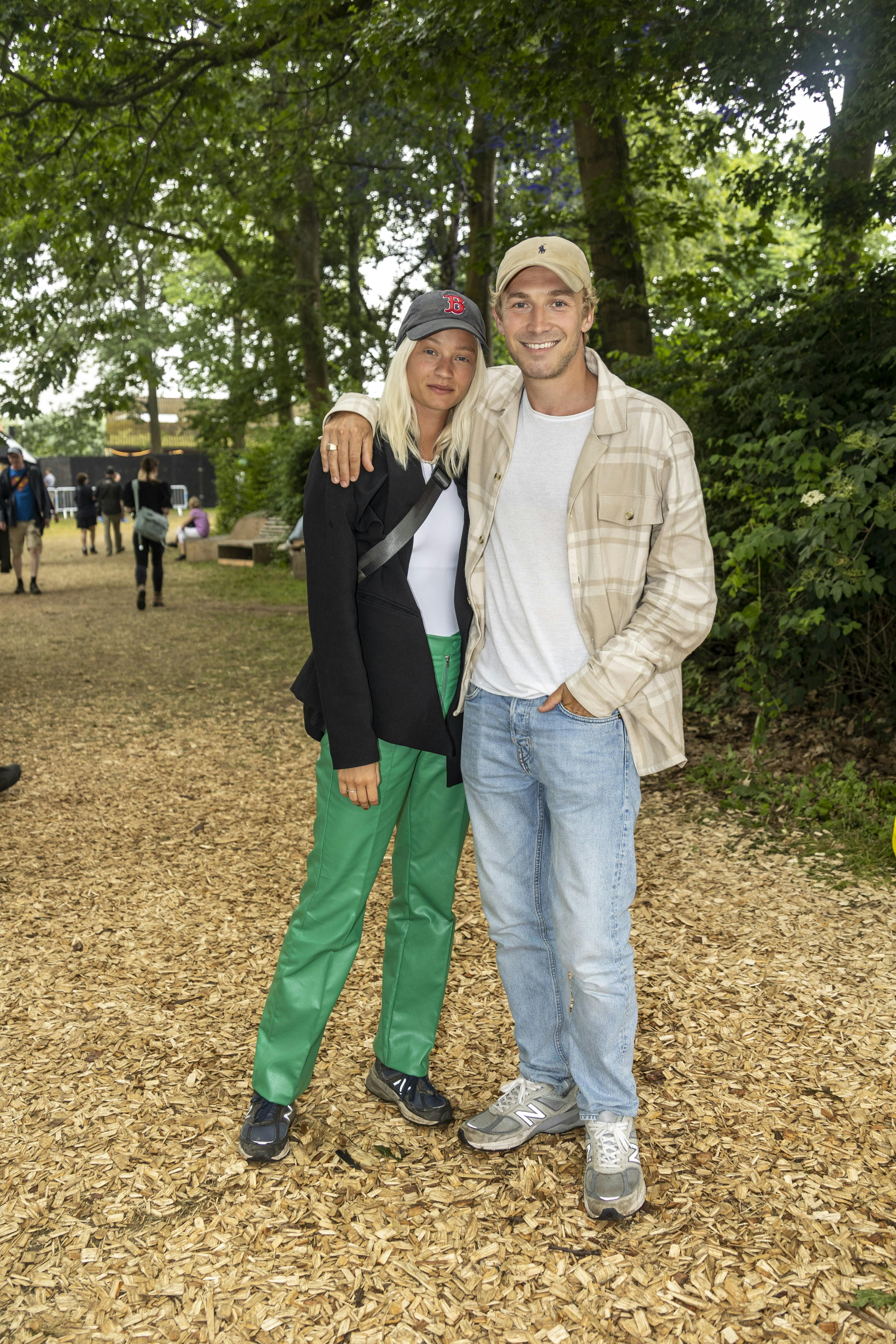 De seneste fire år har Andreas Jessen flettet fingre med modellen Cecilie Heide, 24.
Parret bor i København sammen med Andreas’ otteårige søn Tristan.