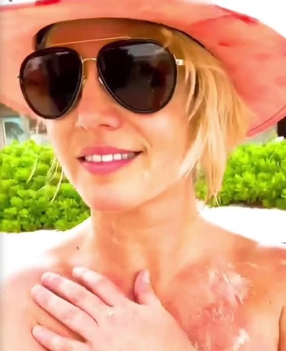 Britney Spears er tilsyneladende blevet meget korthåret.