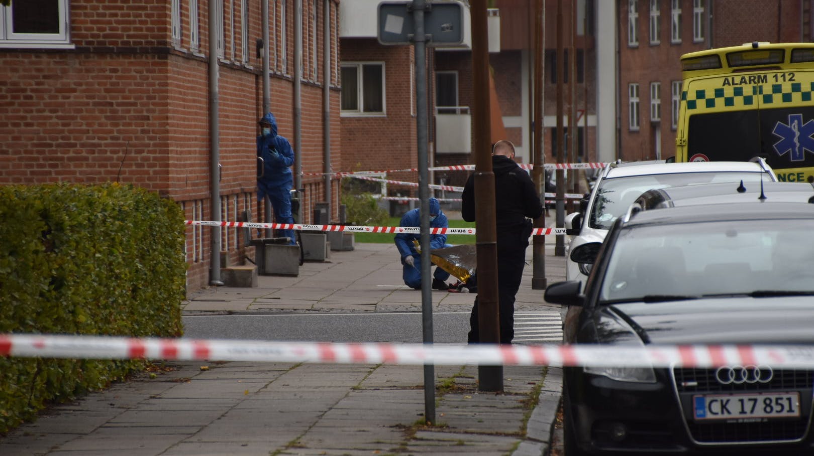 En 60-årig mand afgik onsdag formiddag ved døden efter at være blevet fundet voldsomt blødende på Svendsgade i Vejle.