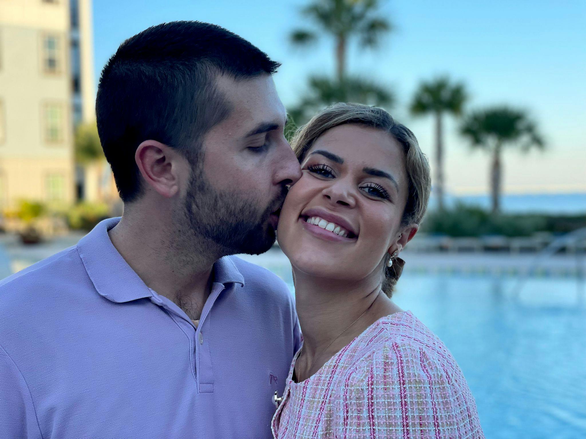 Angela og Jason blev gift i slutningen af juli.