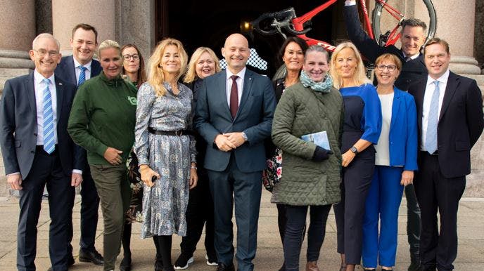 Dårlig photoshop hos Det Konservative Folkeparti