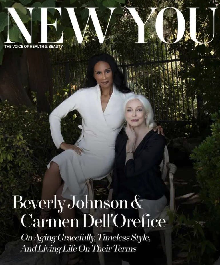 Carmen Dell’Orefice pryder forsiden af New You-magasinet sammen med en anden "ældre" model: Beverly Johnson, 69.