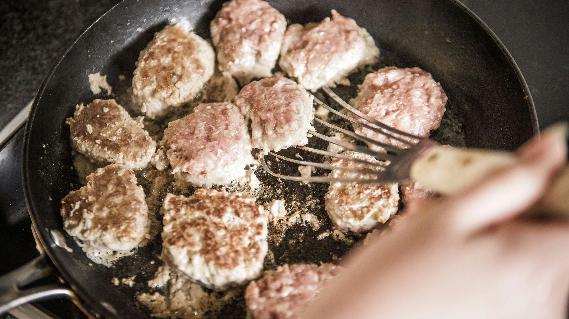 Ordet 'æg' på en slagter i Ikasts frikadeller var ikke fremhævet tydeligt nok ifølge Fødevarestyrelsen.