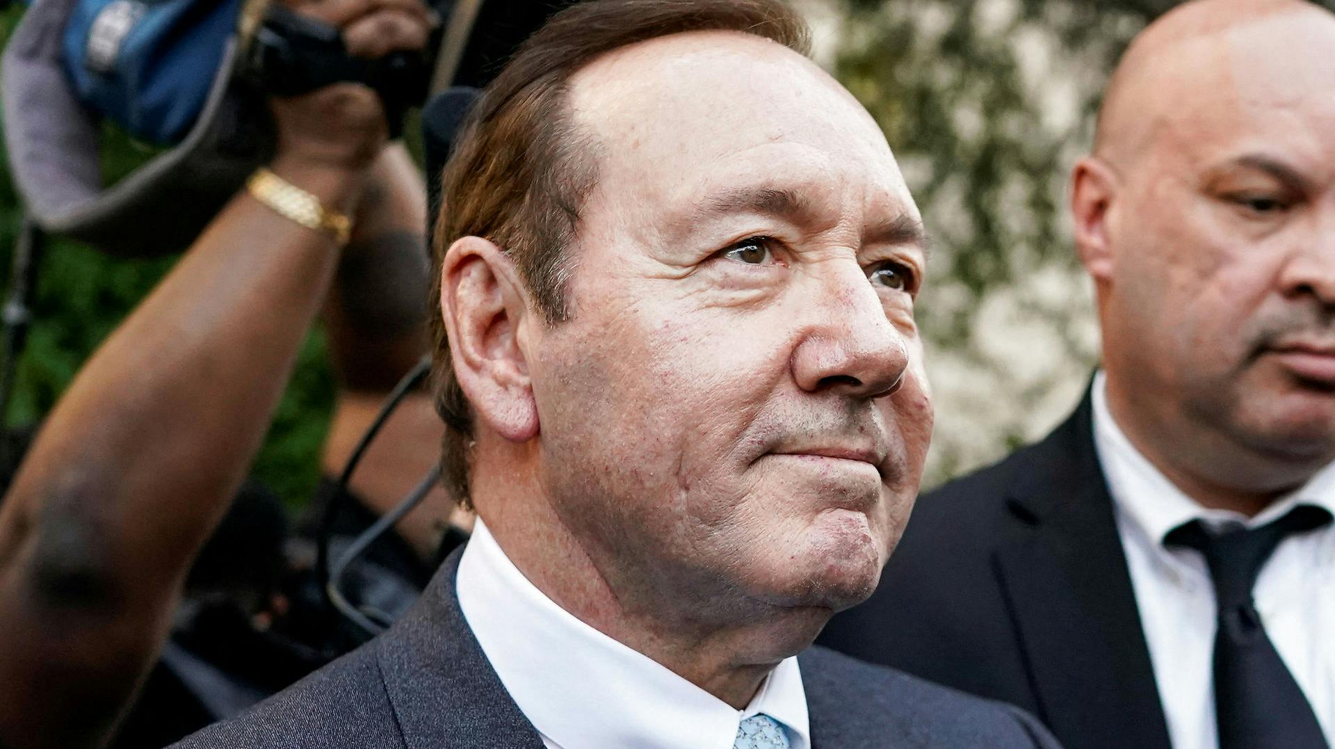 Kevin Spacey foran retssalen torsdag den 6. oktober.