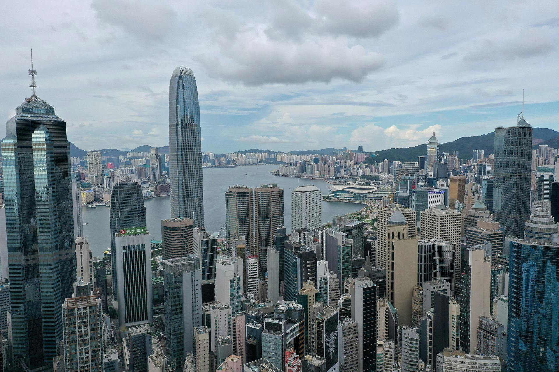 Var det noget med en gratis tur til Hong Kong?

