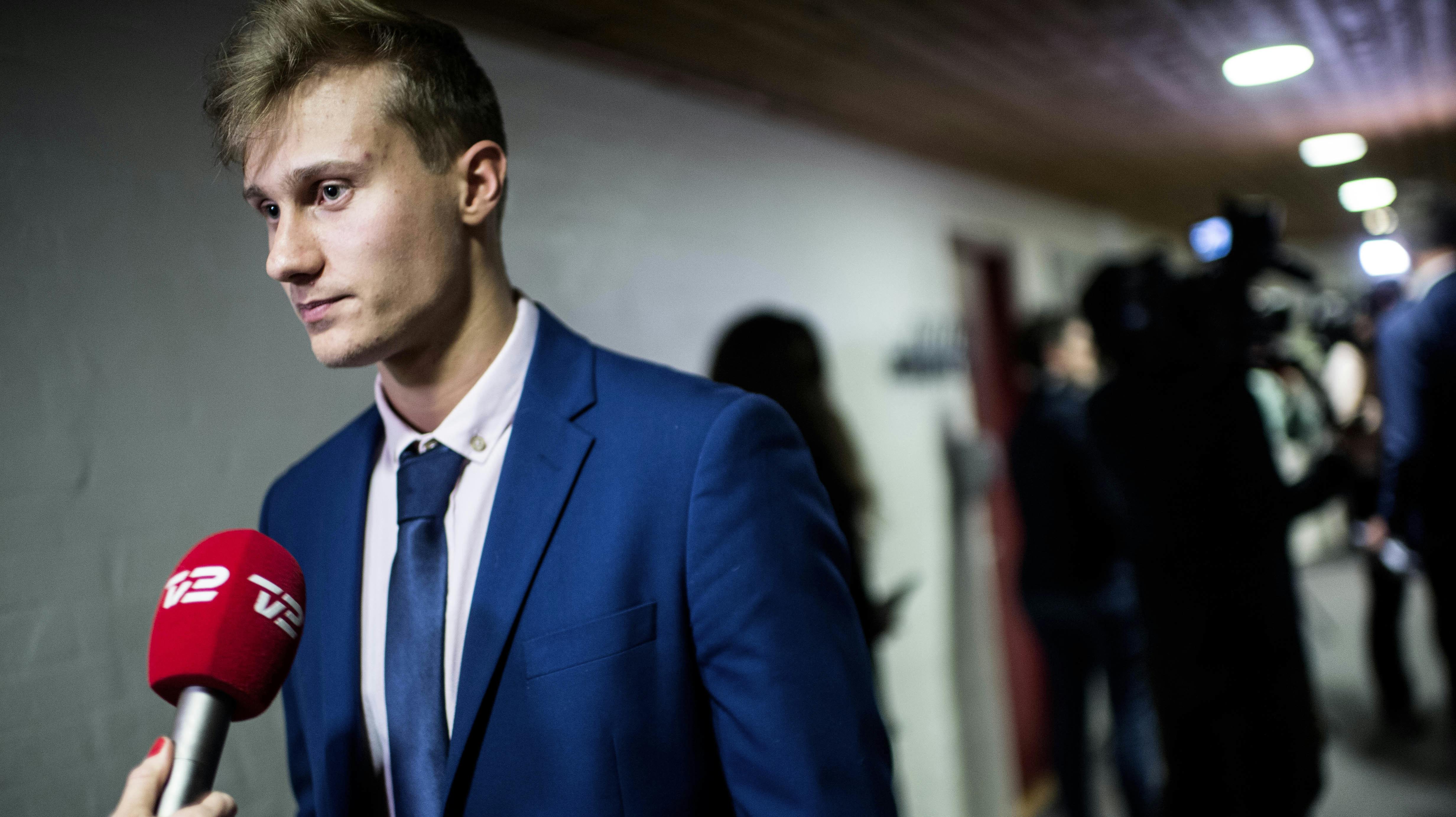 Her bliver Malte Jäger interviewet under valgaftenen i 2021 i Kerteminde Idrætscenter. 