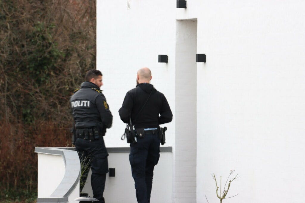 Den 50-årige kvinde, Britt Palmgren, blev natten til 23. januar i år dræbt foran sit hjem i Ebeltoft.