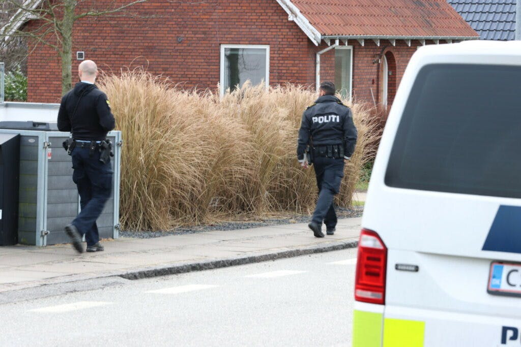 Den 50-årige kvinde, Britt Palmgren, blev natten til 23. januar i år dræbt foran sit hjem i Ebeltoft.