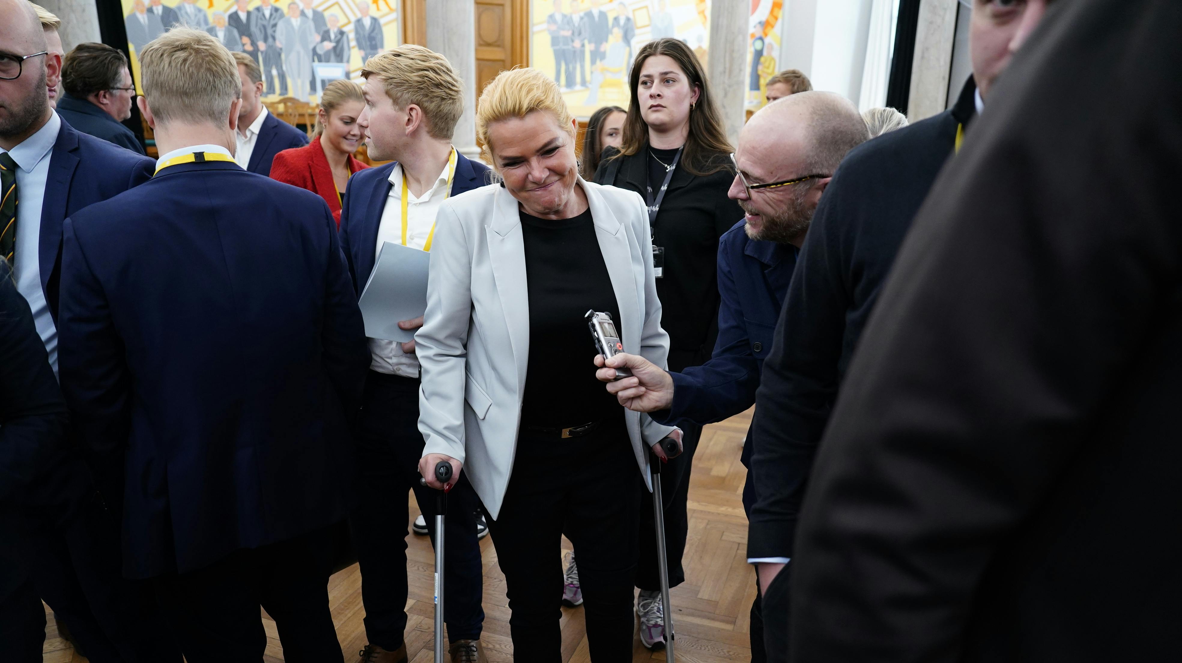 Ludvig forsøgte at vælte formanden, som nu er på krykker 
