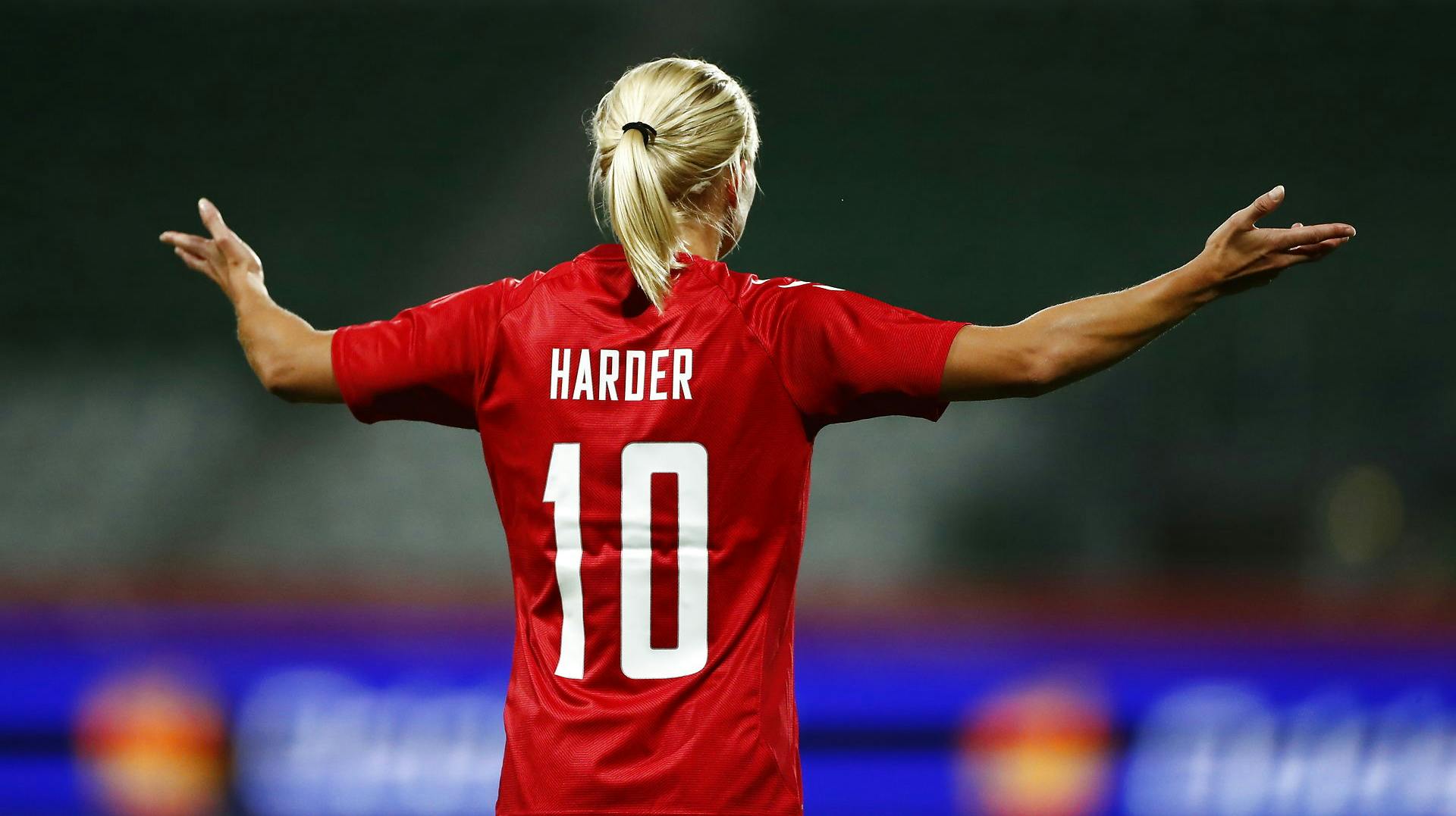 Der var ikke meget Pernille Harder og de danske kvinder kunne stille op mod Australien.