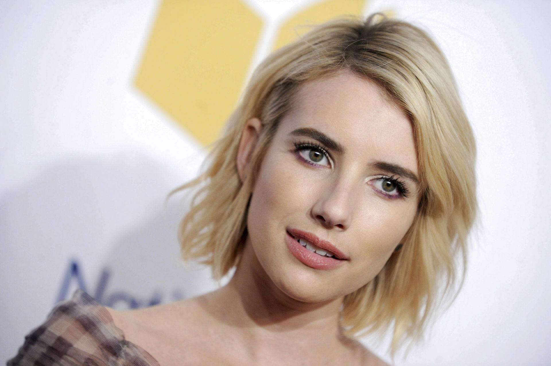 Emma Roberts er angiveligt ikke længere single.