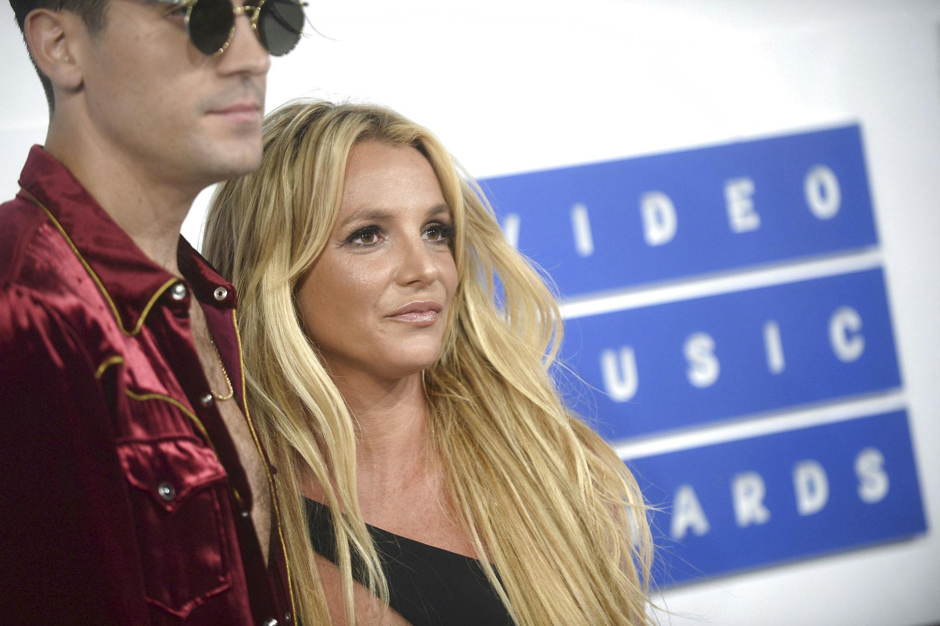 Britney Spears sviner endnu en gang sin far - denne gang for at have behandlet hende som "en fucking hund".