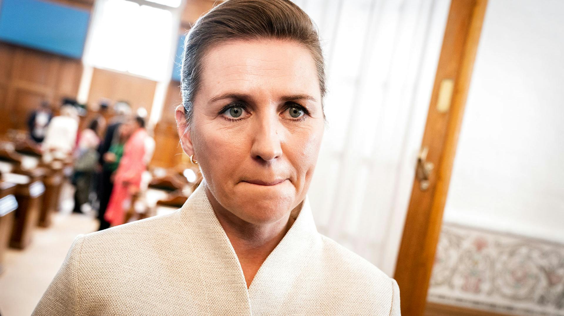 - Sagen kører ved domstolene, og det synes jeg, der skal være respekt omkring, siger statsminister Mette Frederiksen om FE-sagen.