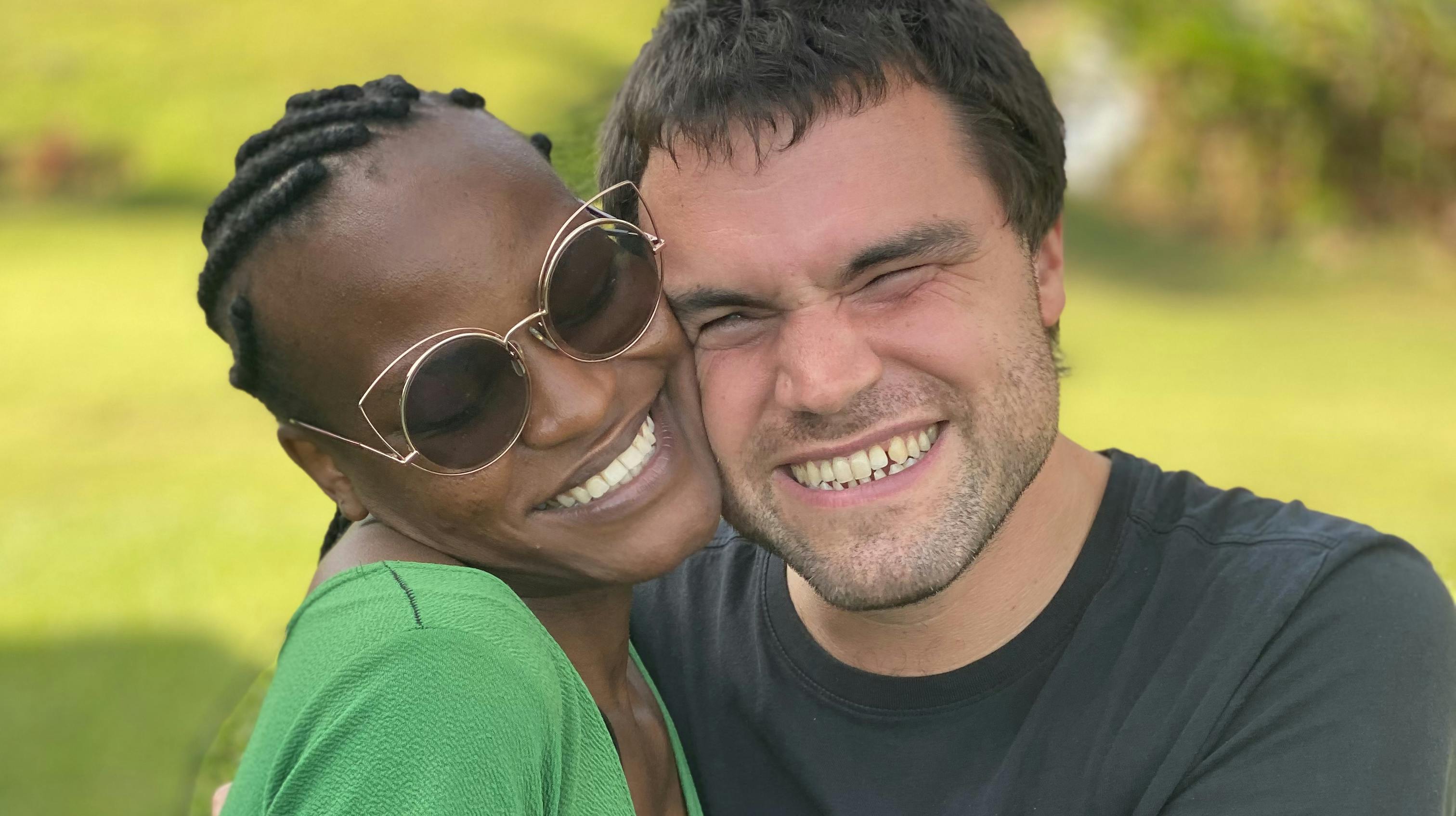 Charity og Robin er et af parrene, der også er med i sæson to af "Grænseløst forelsket".