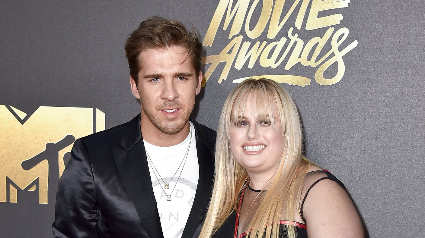 Hugh Sheridan ses her med en anden australsk skuespiller, nemlig Rebel Wilson.