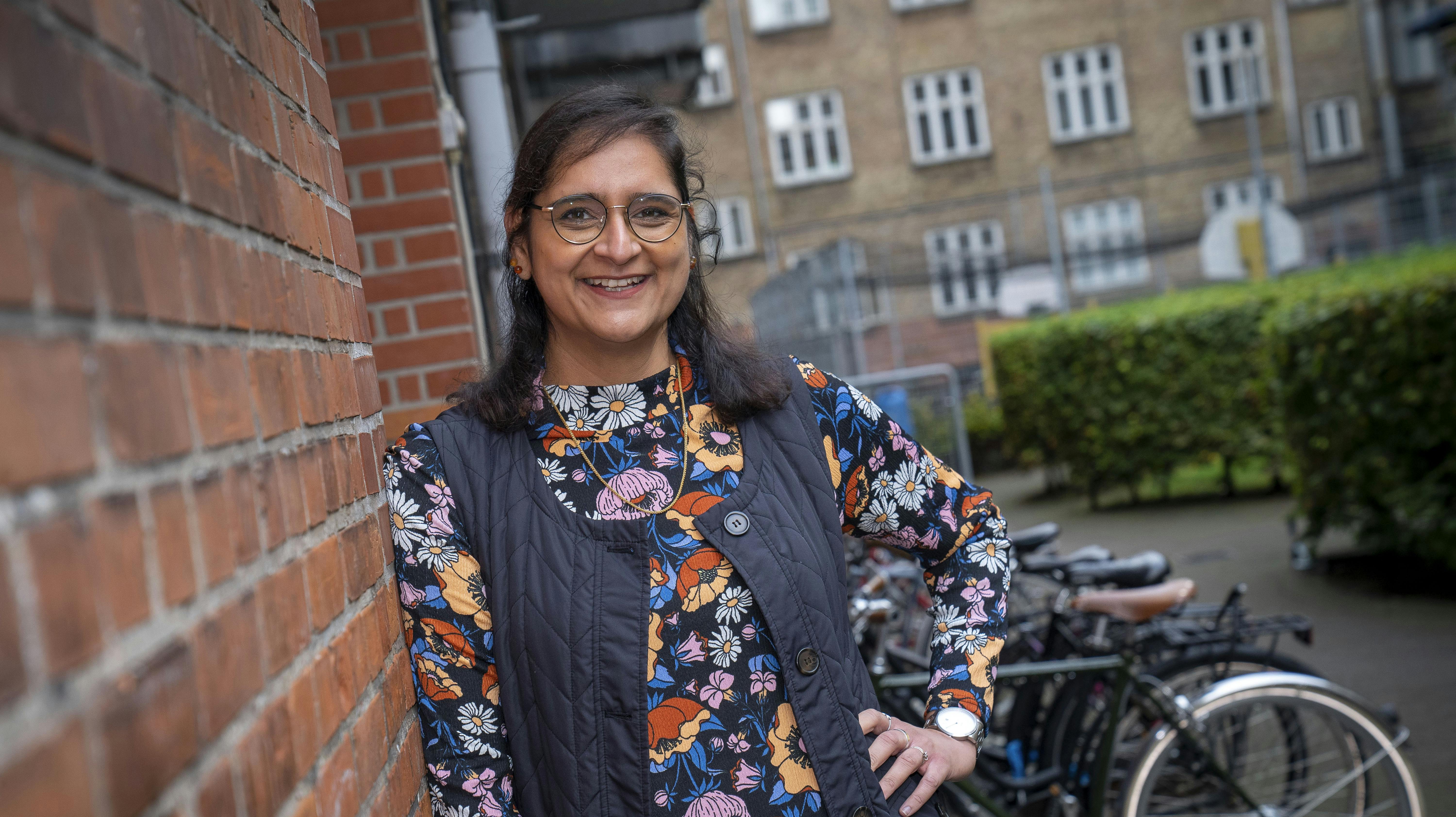 Amrinder arbejder til daglig som leder i en fritidsordning tæt på København, men har brilleret som amatørbager i de sidste fire uger på DR1.