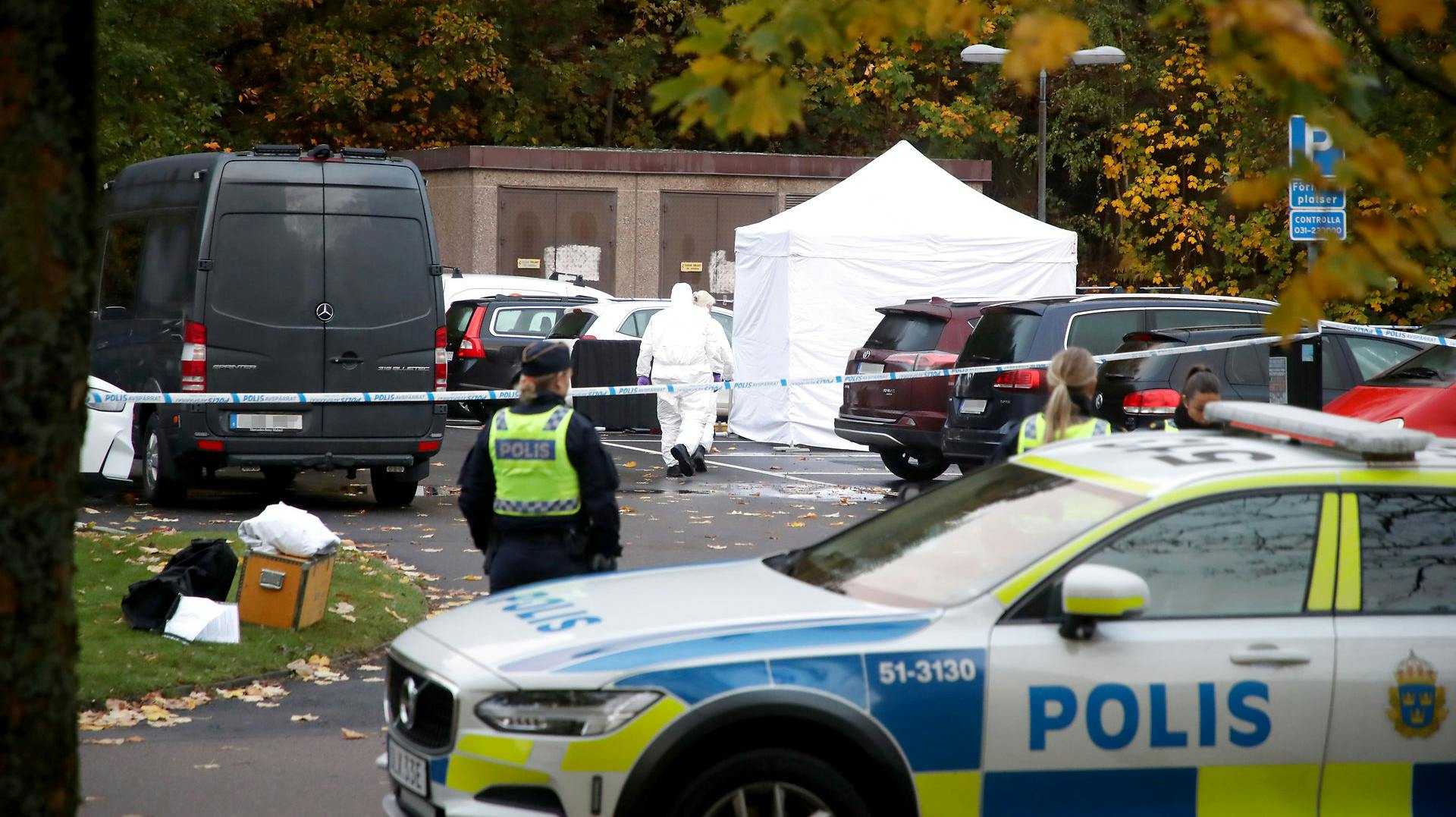 Natten til søndag blev en taxichauffør skudt og dræb i Göteborg i Sverige.