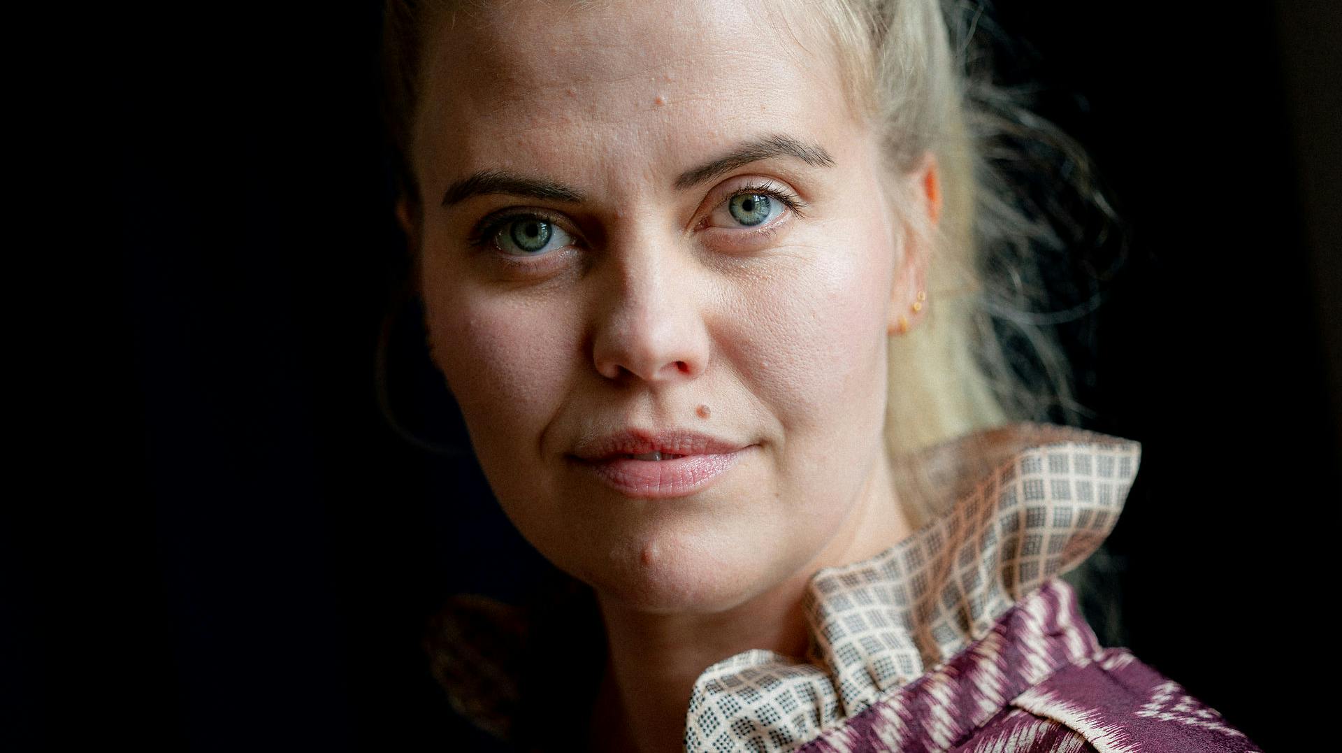 Anna Stokholm synes, det har været hårdt at blive mor.