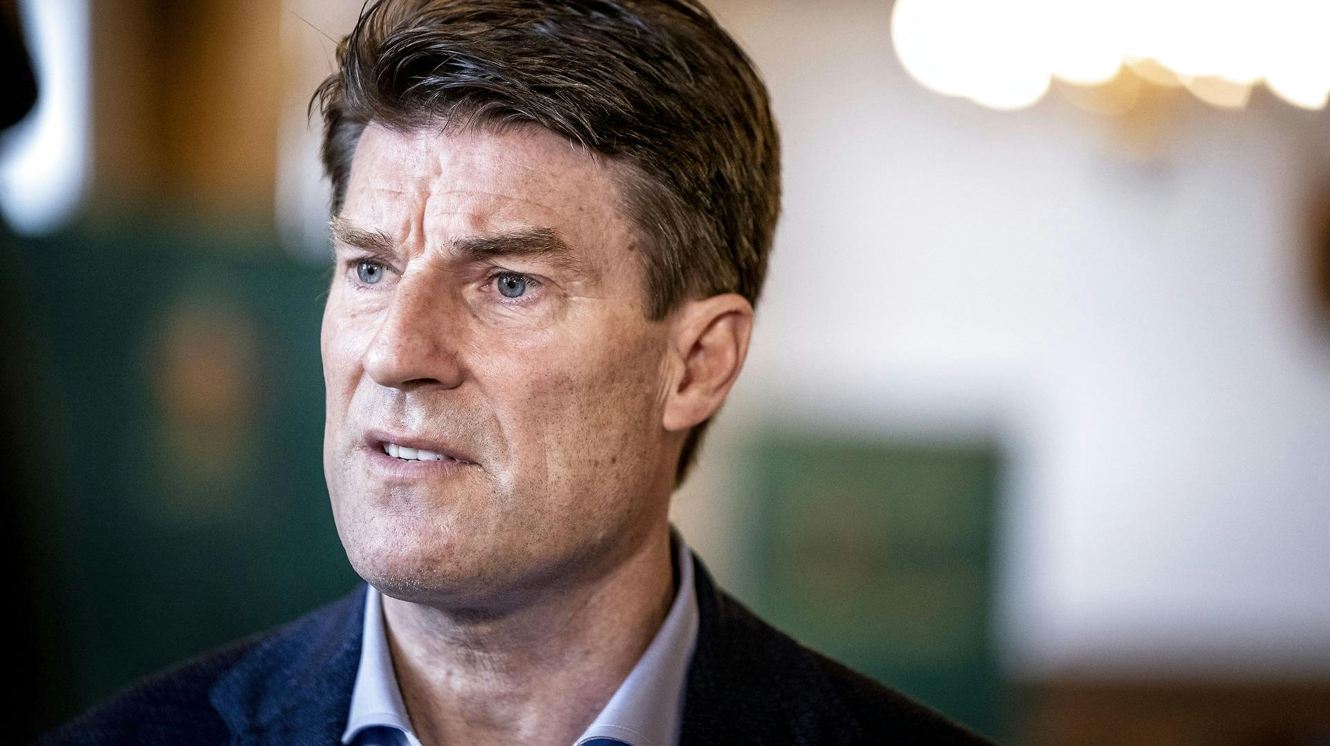 Michael Laudrup forstår ikke, hvorfor der skal være forskel på danske virksomheder og andre grupper i samfundet. 