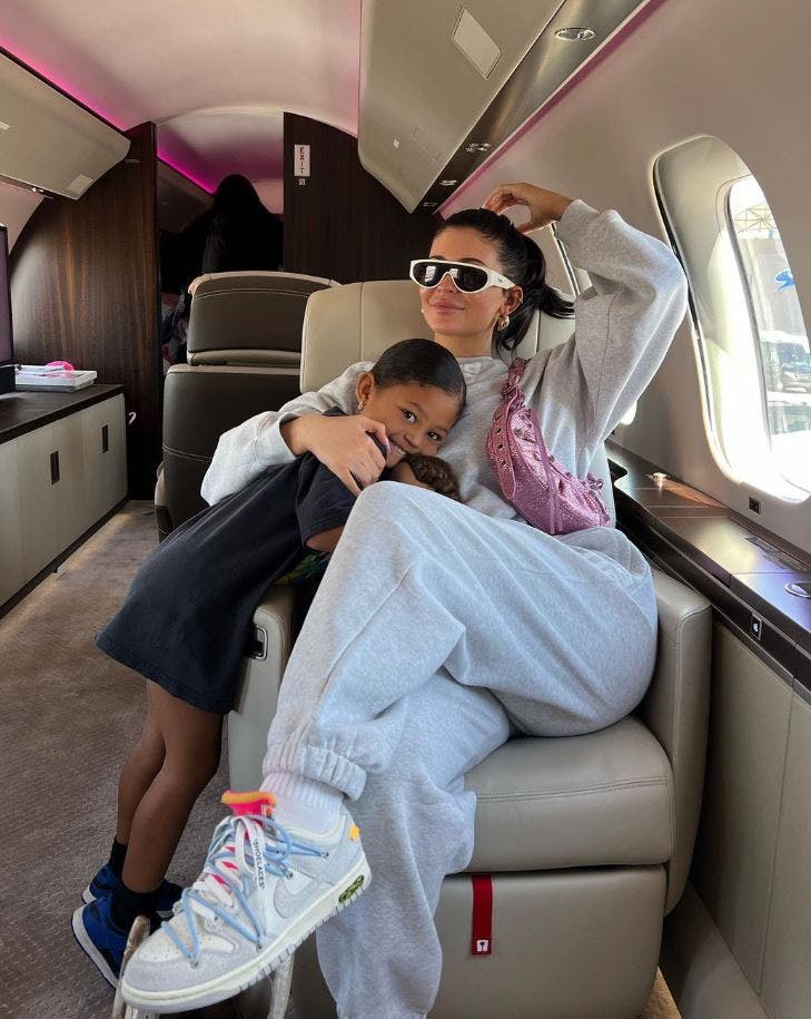 Kylie Jenner med datteren, Stormi.&nbsp;
