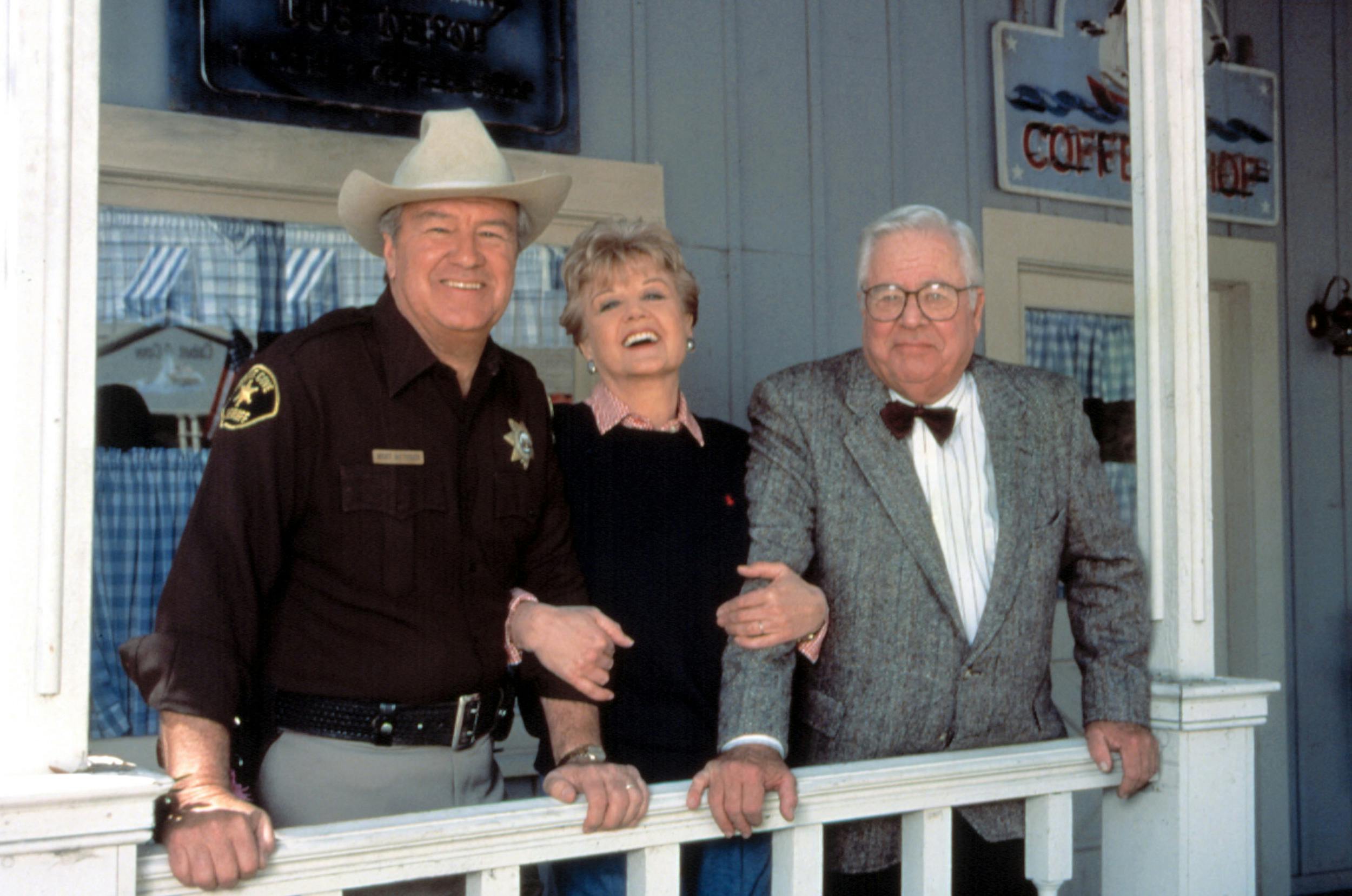 Ron Masak spillede overfor blandt andre Angela Lansbury i krimiserien "Murder she wrote" - på dansk "Hun så et mord" 