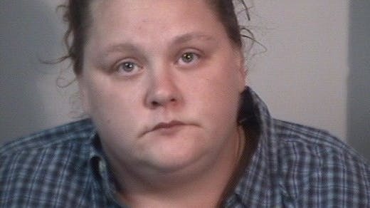 Dorothy Annette Clements er sigtet for mord og omsorgssvigt på sin 4-årige søn Tanner,