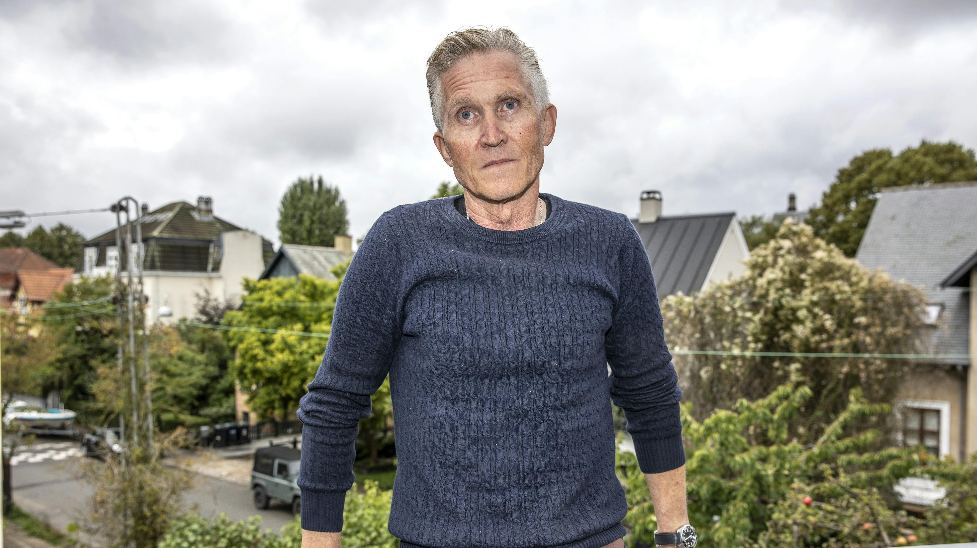 Brian Holm fortsætter som kommentator og ekspert på Eurosport. Han dropper at blive rytteragent.